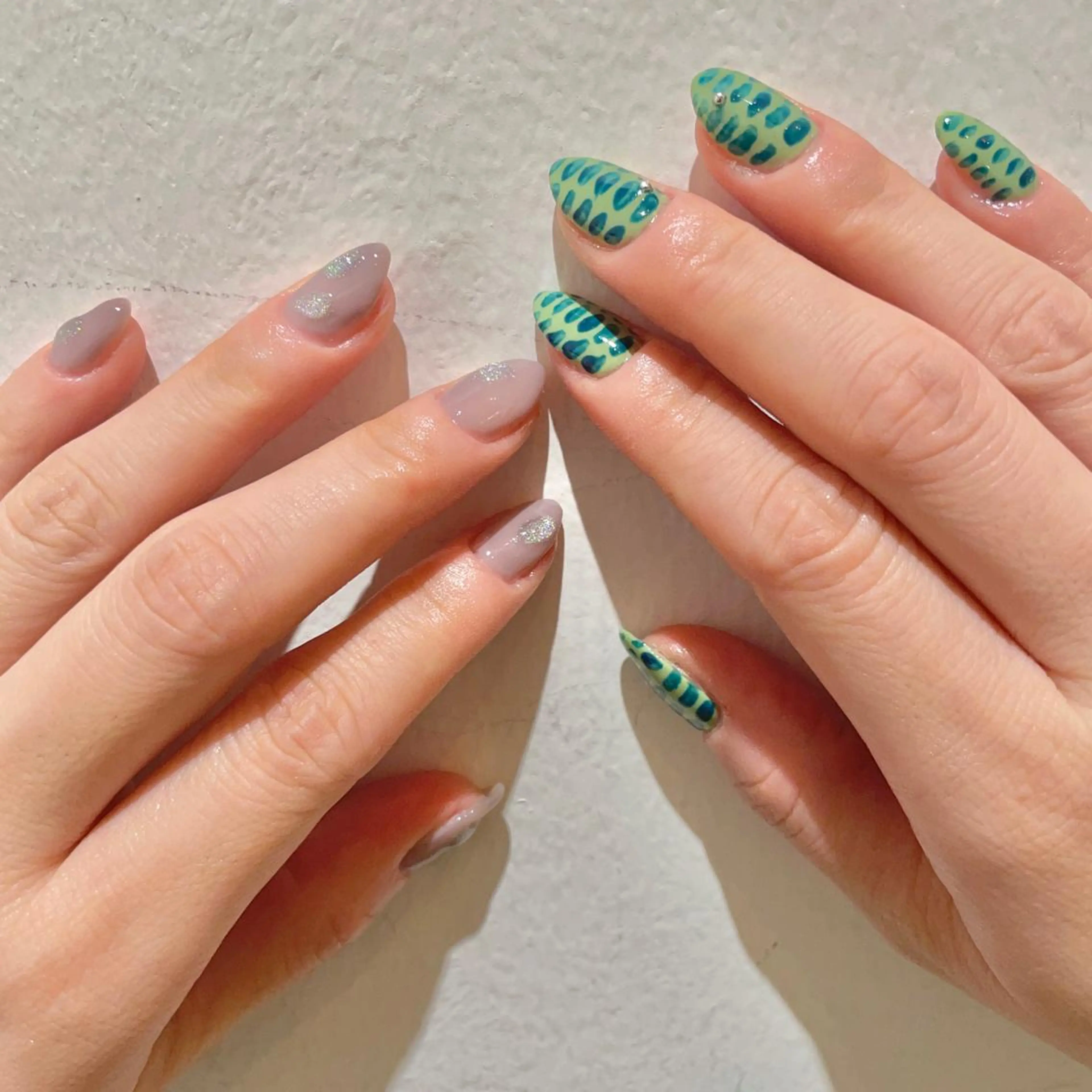 ネイル シモダ カスミ 🦀 @ksm_smdのネイルデザイン