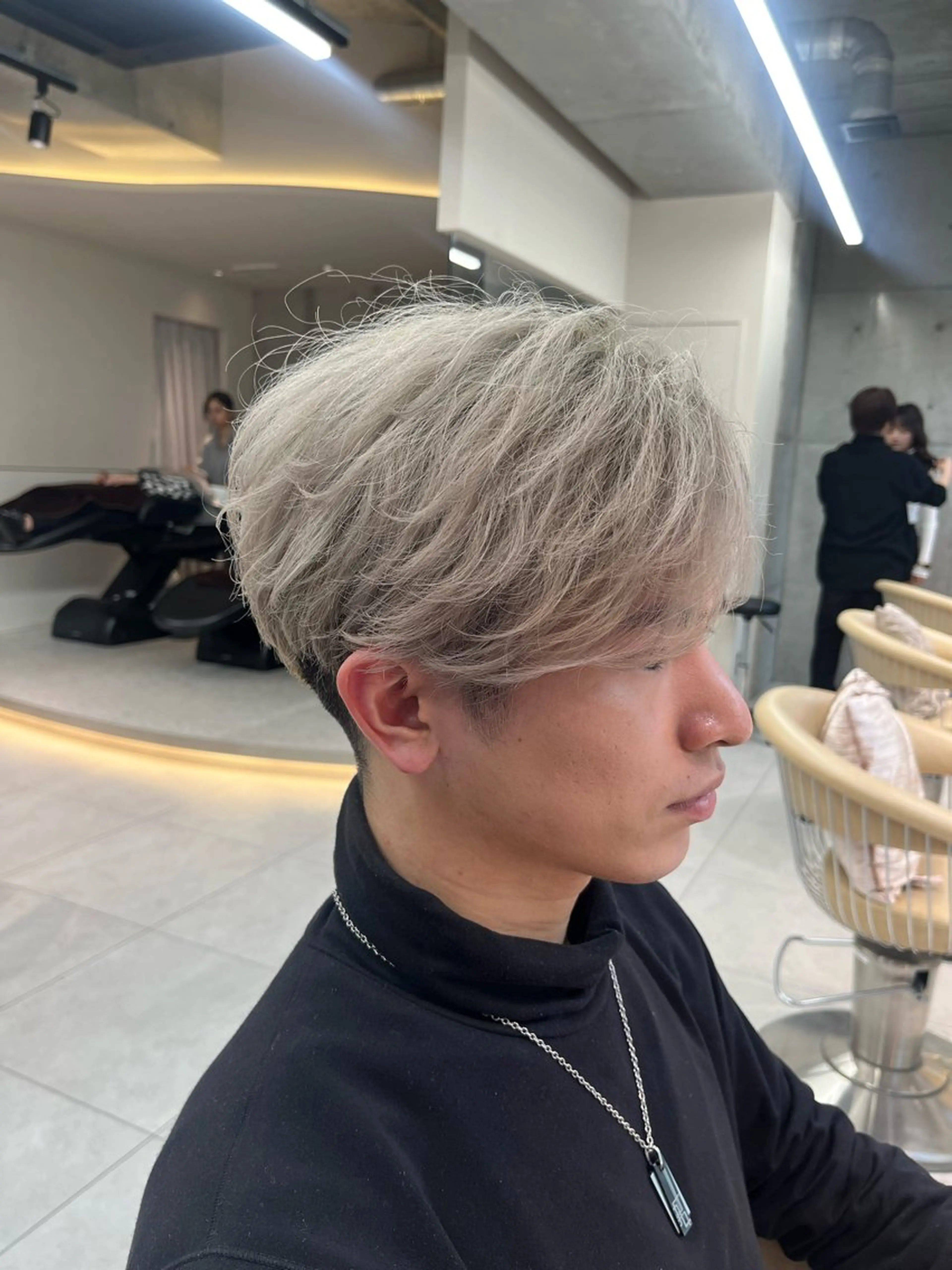 メンズ 💖しの💖韓国ヘア レイヤーカットのヘアスタイル