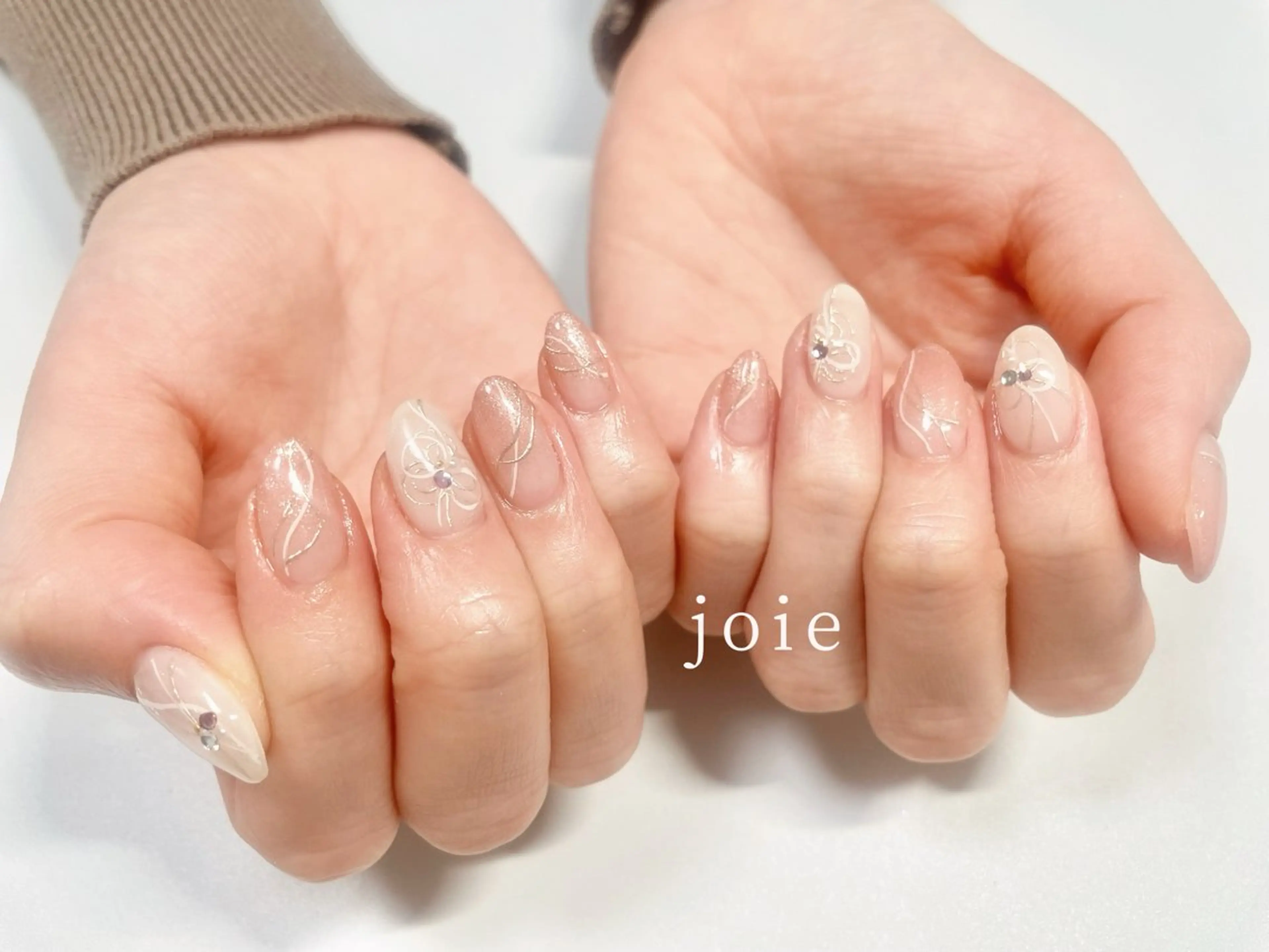 ネイル フットネイル ジェルネイル キラキラネイル オフィスネイル パラジェル Nailist Mikuのネイルデザイン