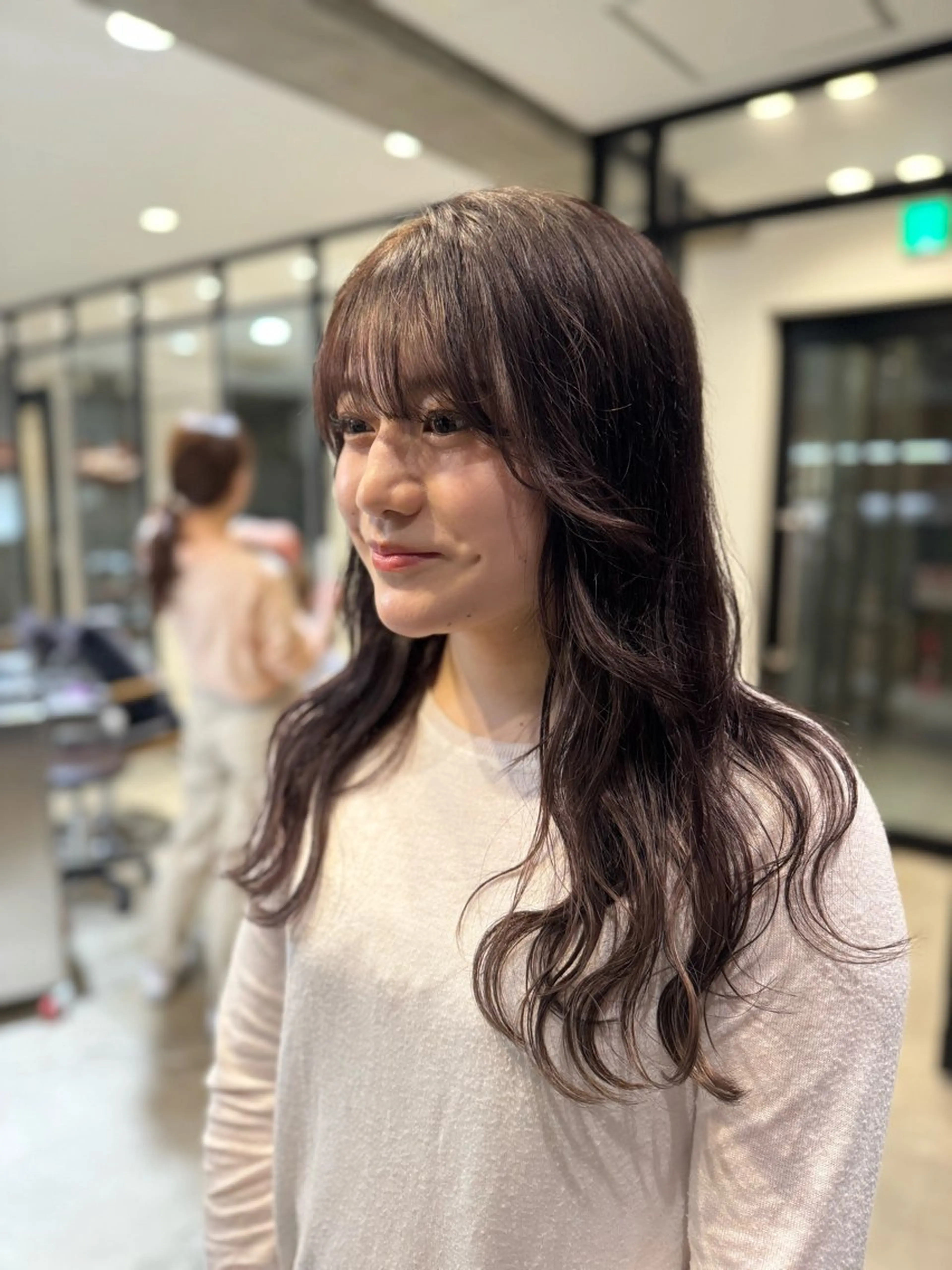 ロング 柳川 ことねのヘアスタイル