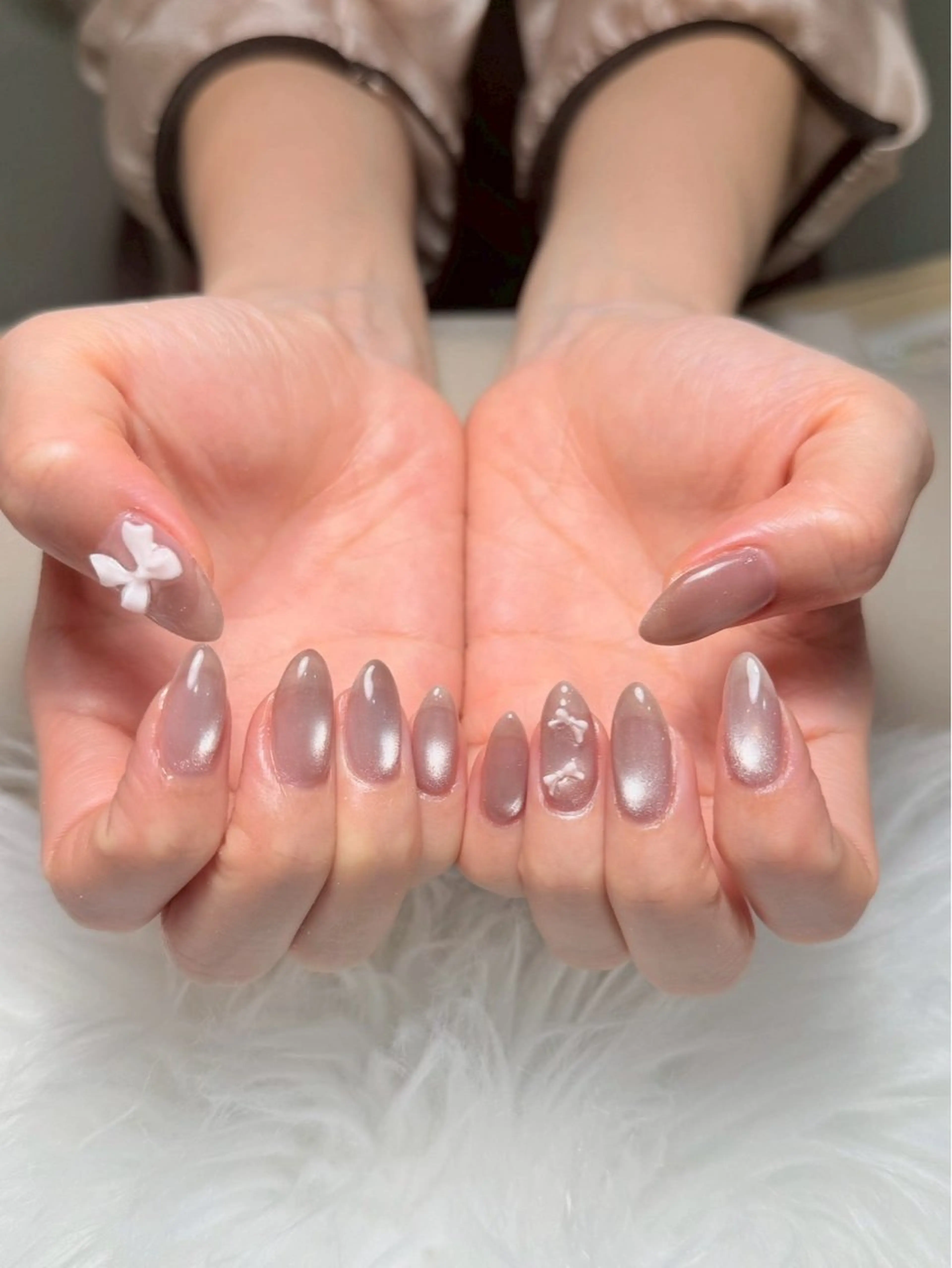 ネイル オーロラネイル チークネイル 長さ出し フラッシュネイル フレンチネイル ハンドネイル Orla nail salonのネイルデザイン