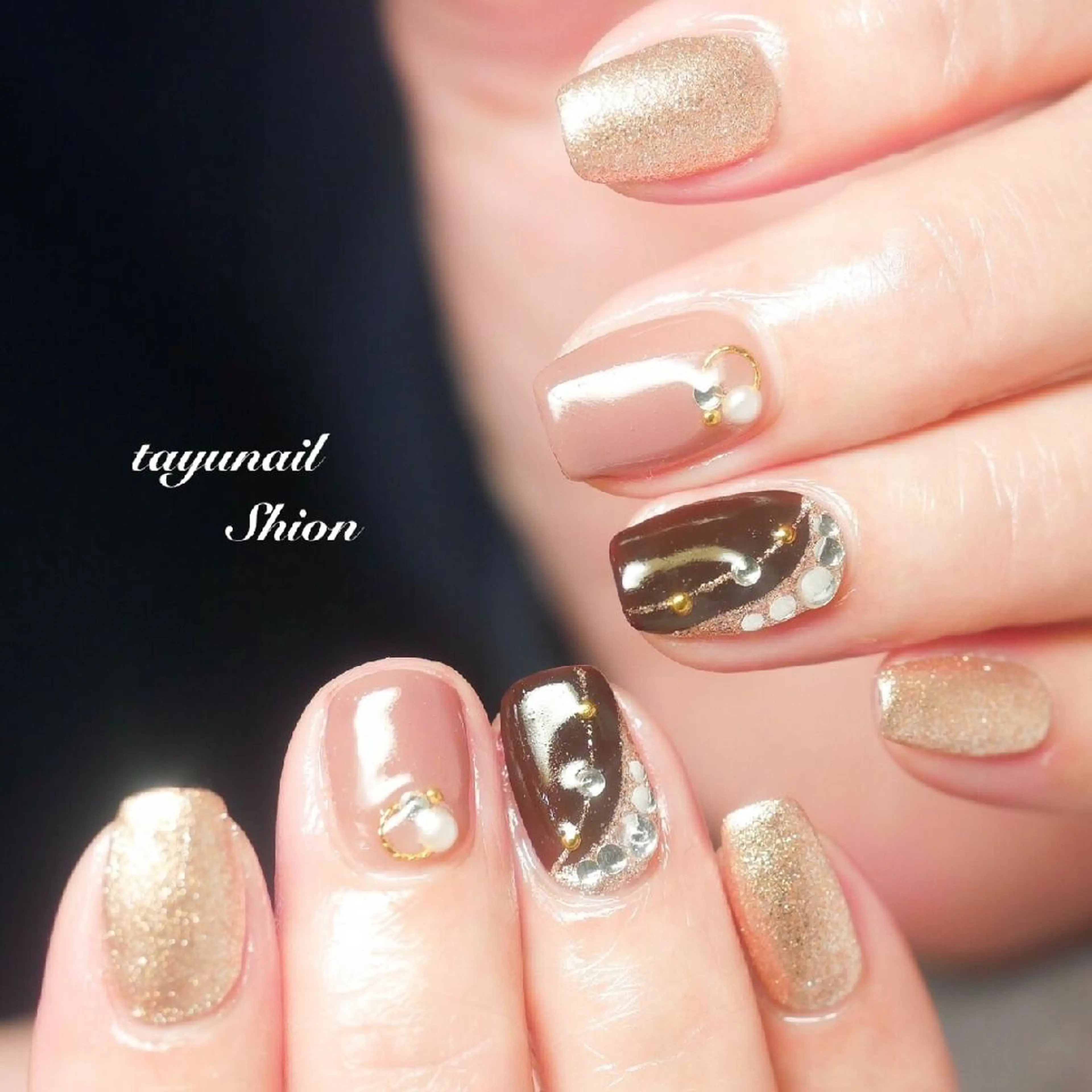 ネイル ブルー ジェルネイル ゴールド キラキラネイル ラメ(グリッター) ネイルサロン・ネイルスクール　たゆnail所属・ネイルサロン 【たゆnail】のネイルデザイン