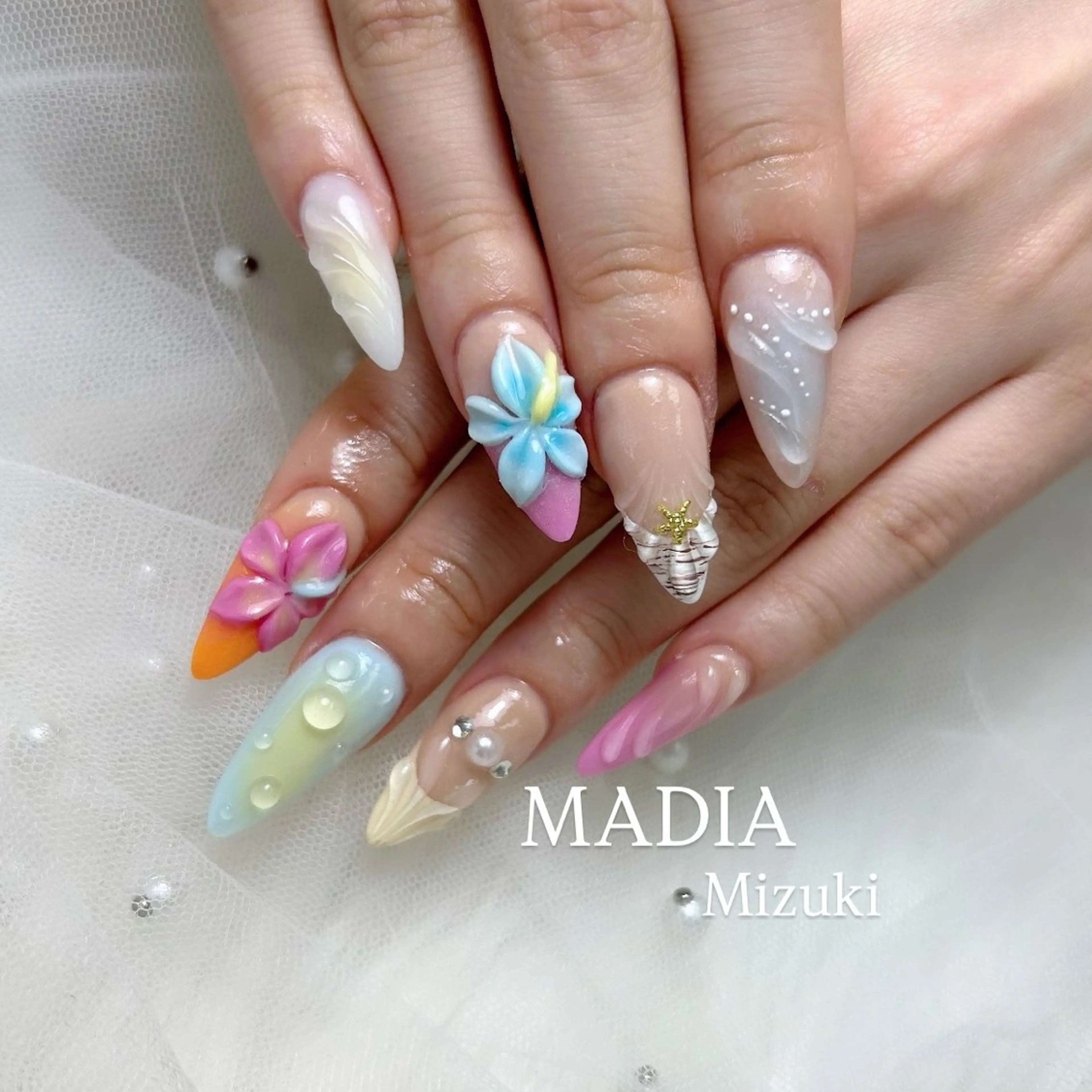 ネイル スカルプネイル Nailsalon MADIA所属・石塚 みずきのネイルデザイン