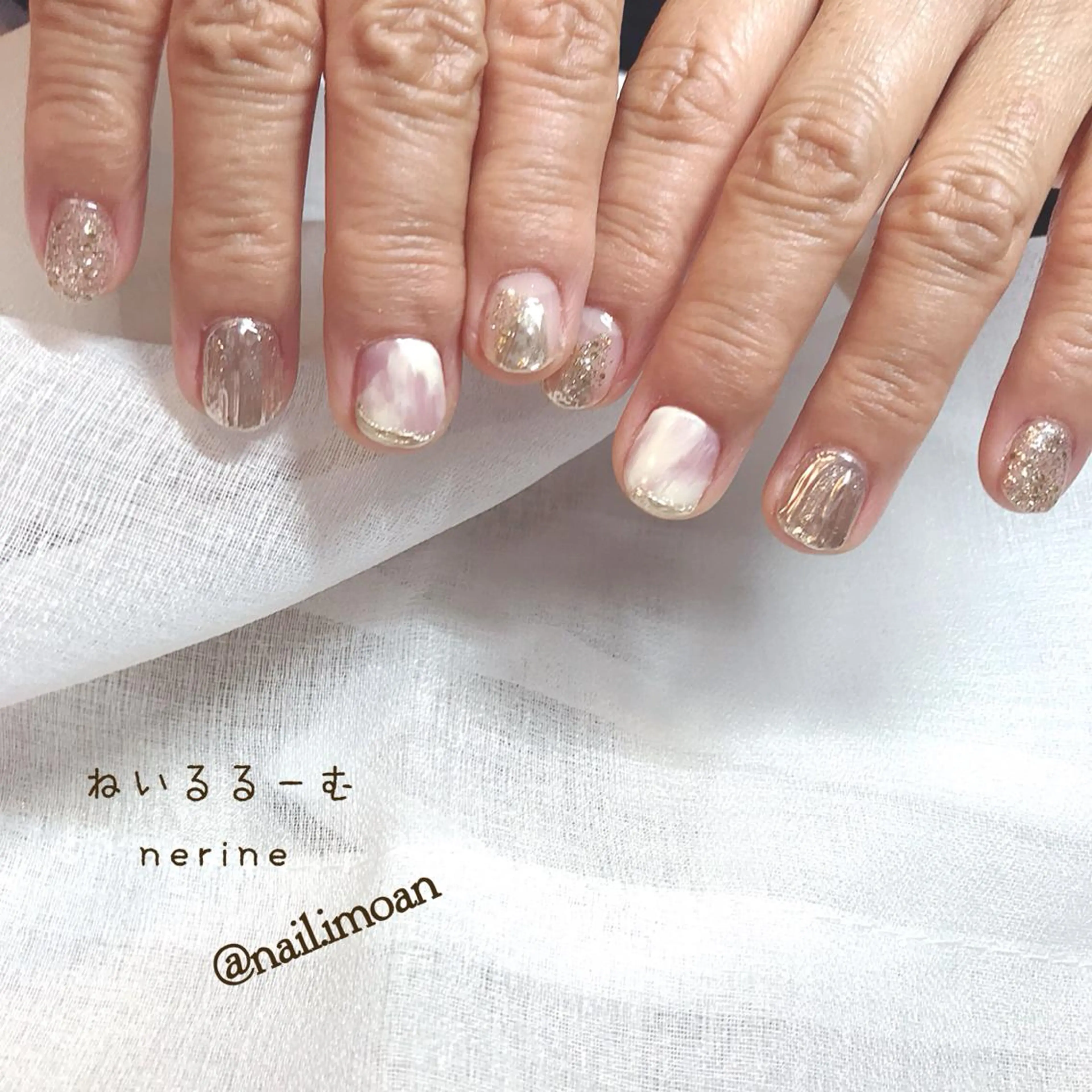 ネイル ミラーネイル NAILST Naomiのネイルデザイン