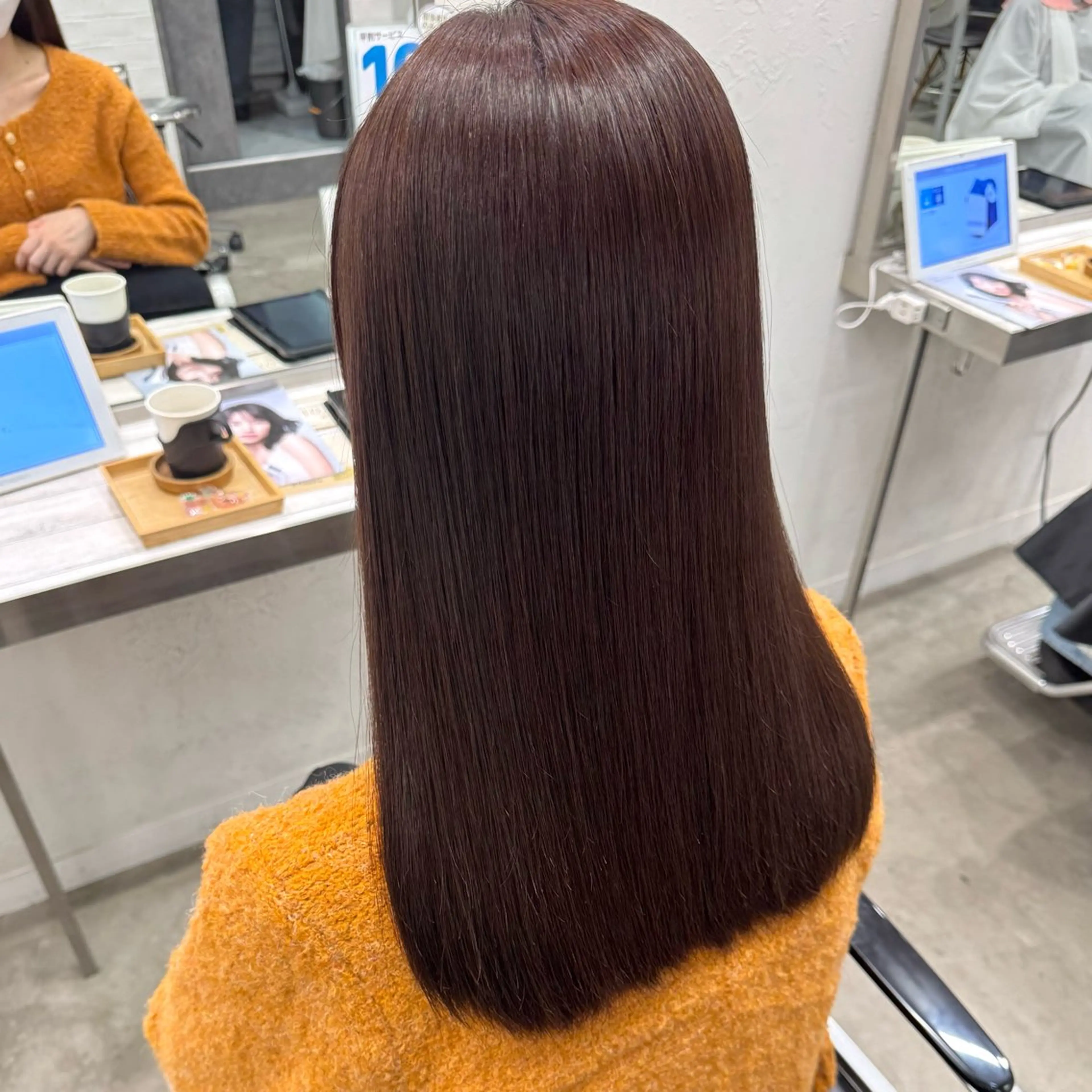 艶ワンカラー💗➕耳つぼジュエリー💎の写真