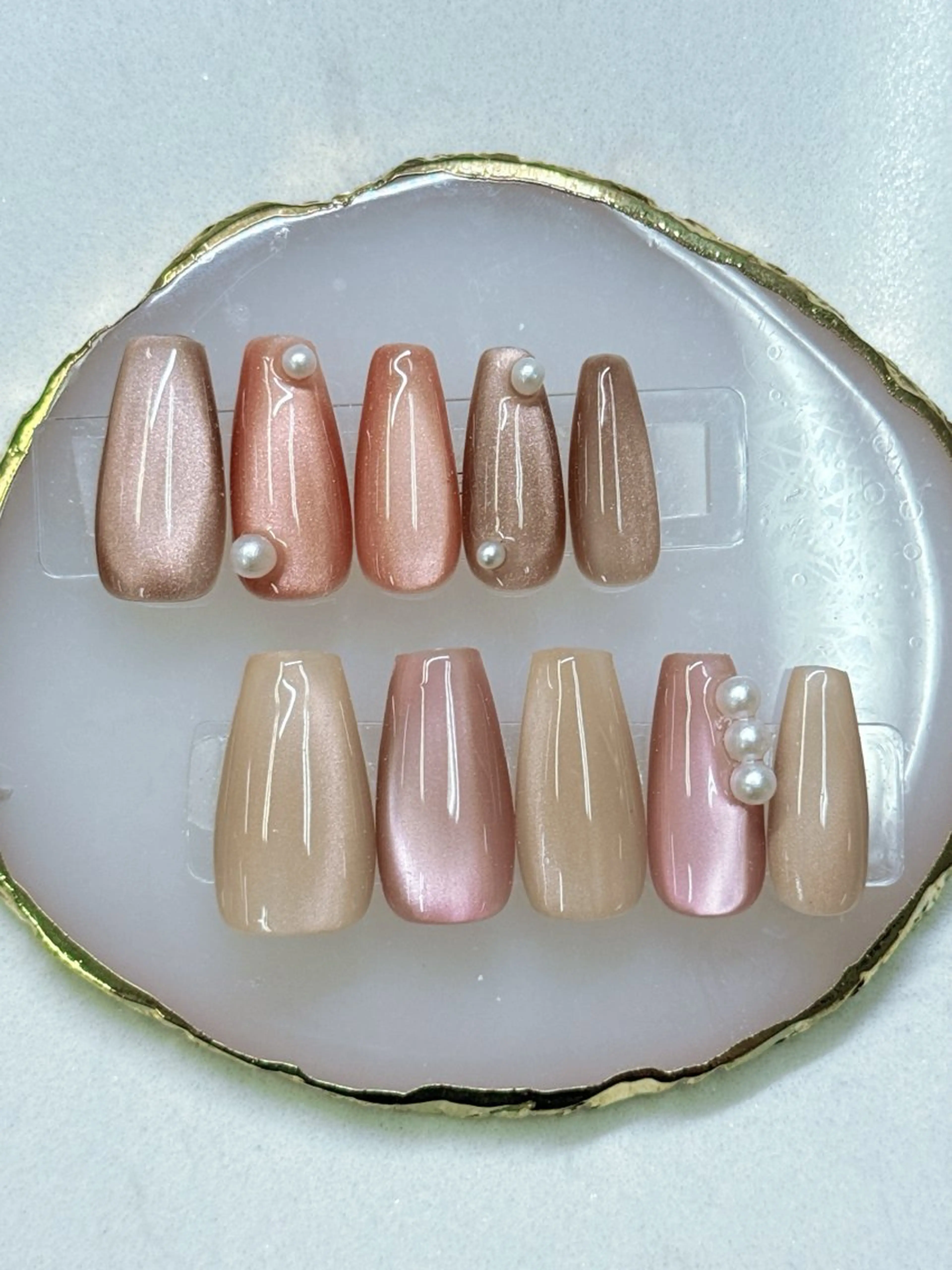 ネイル アートネイル べっ甲ネイル ボルドー ドット フットネイル クイーンズネイル銀座所属・Queeens nailのネイルデザイン