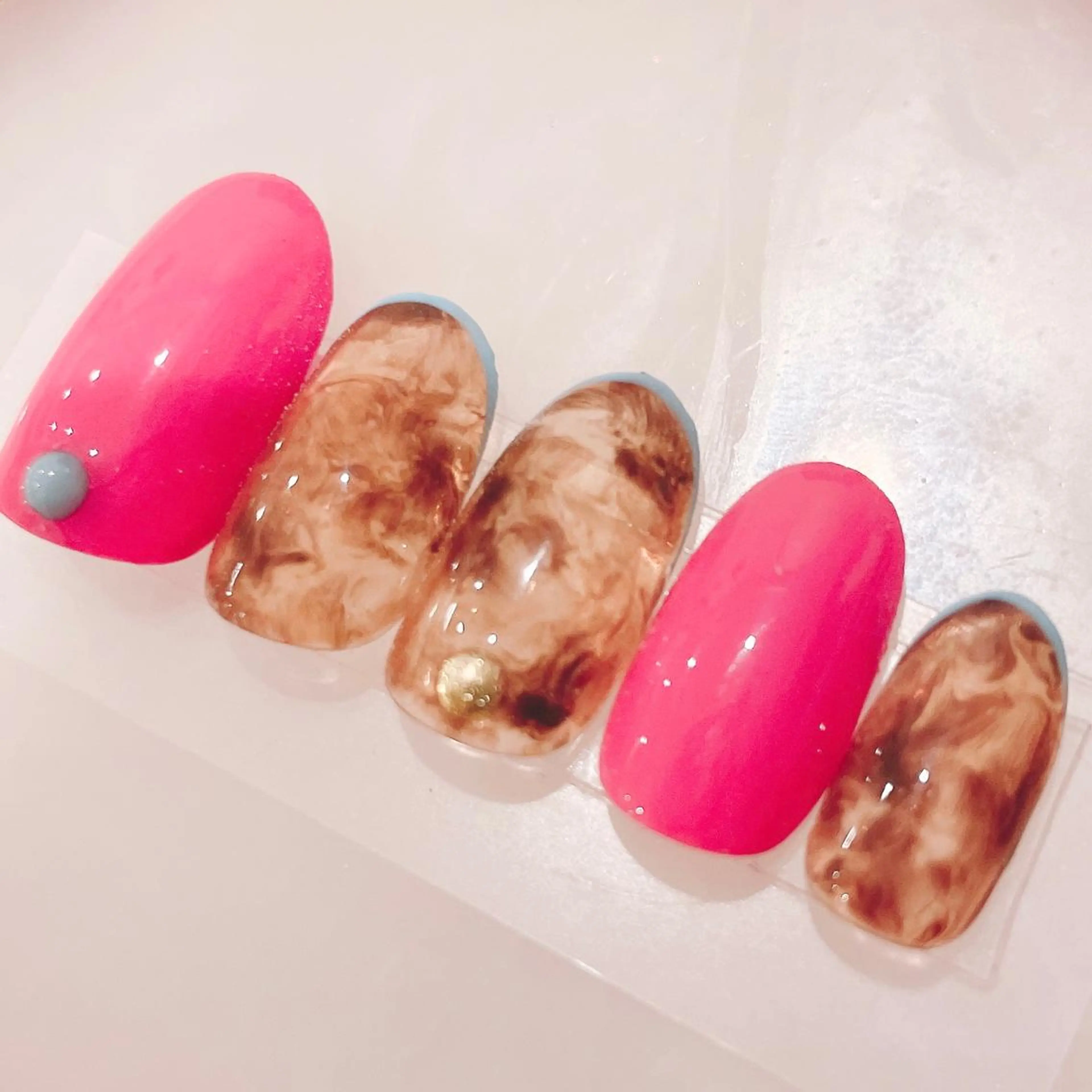 ネイル ブルー ニュアンスネイル ピンク ハンドネイル CHIARA nailsのネイルデザイン