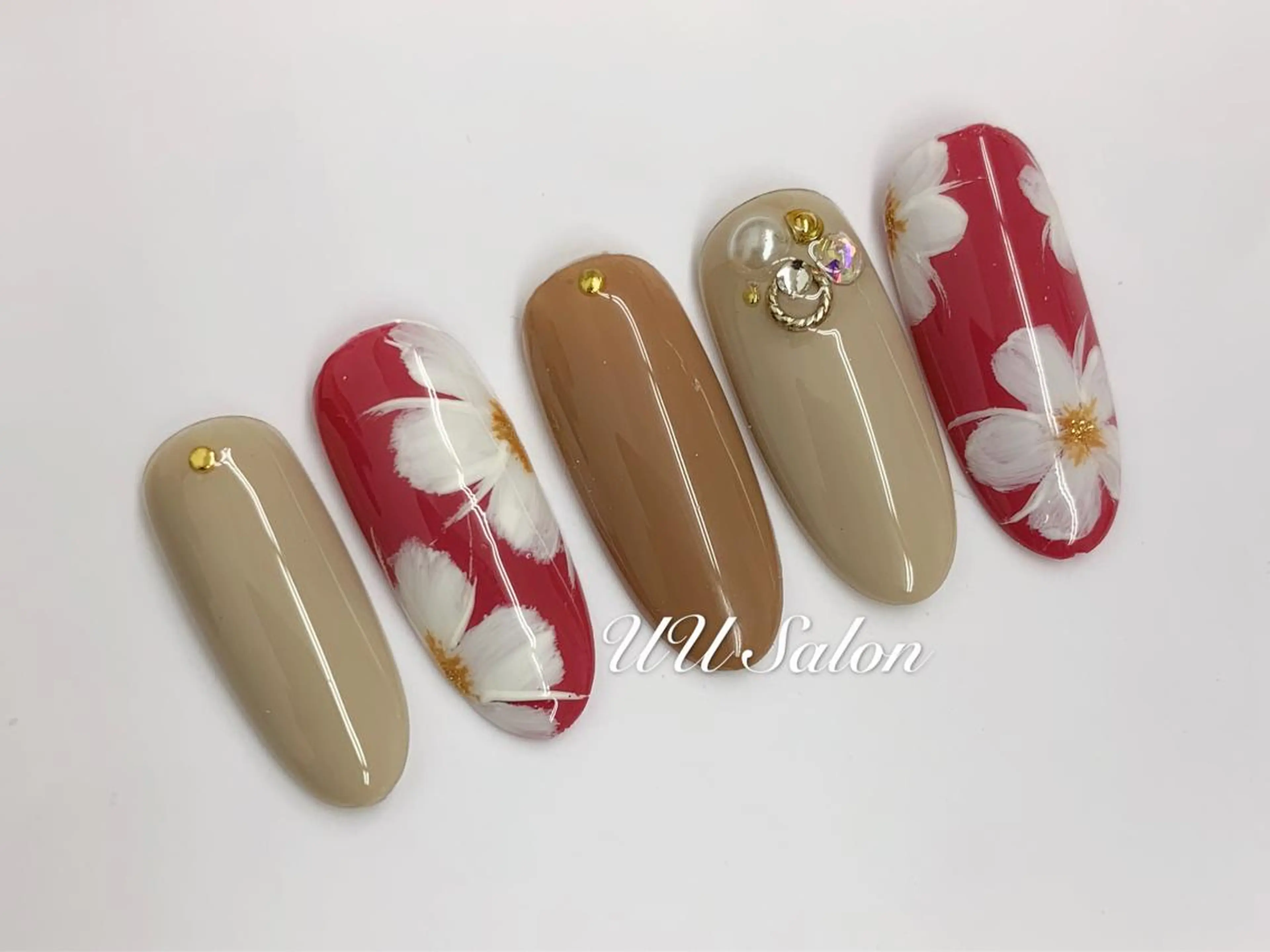 ネイル UU Salon所属・UU ゆきのネイルデザイン