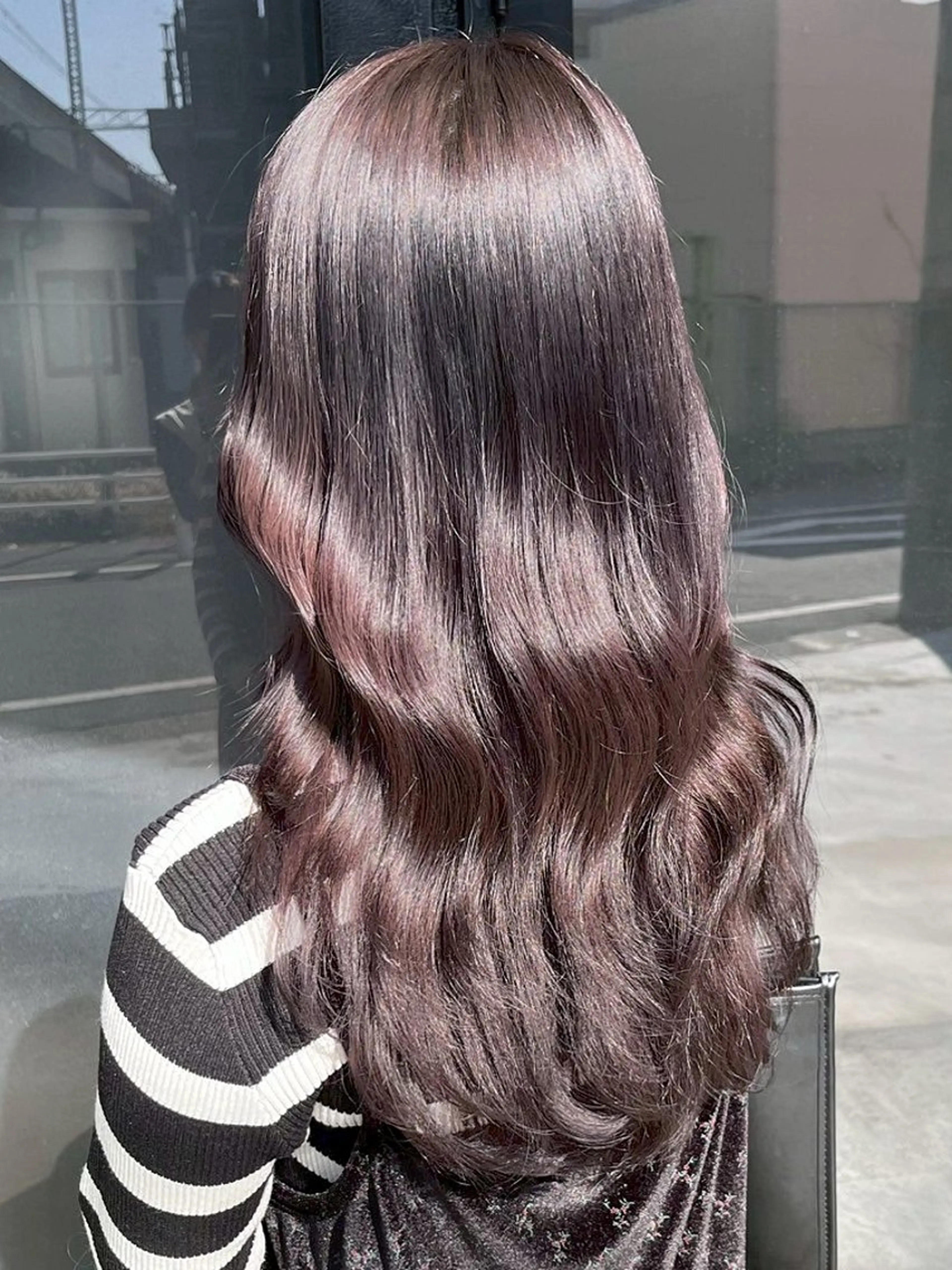 ロング カラー ブリーチ グレージュ ラベンダーカラー ラベンダーグレージュ ラベンダーグレー ヘアカラー 透明感カラー/パーマ 🌀アオノのヘアスタイル