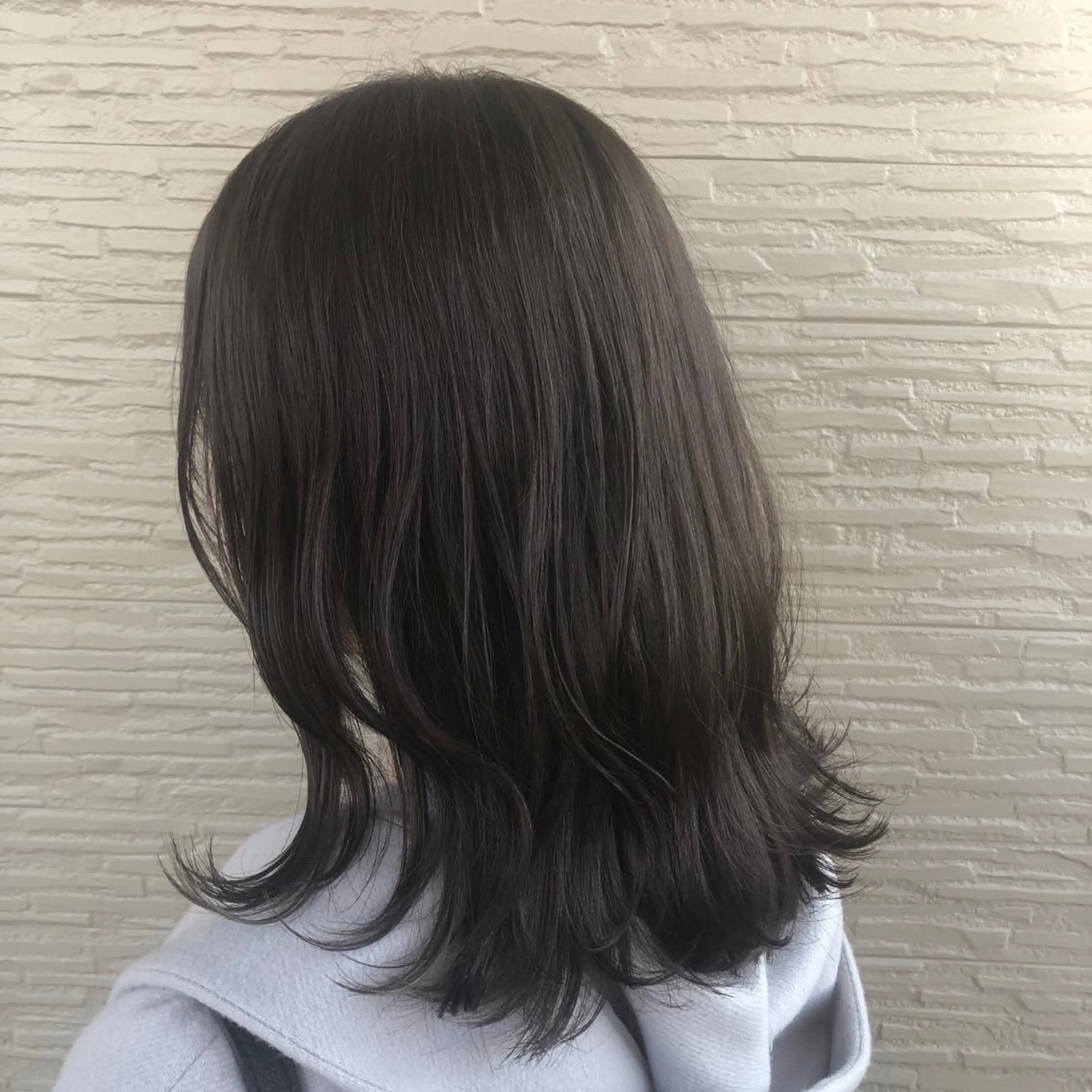 ミディアム カラー グレージュ 4-rest garden （フォーレストガーデン）所属・金井 直樹のヘアスタイル