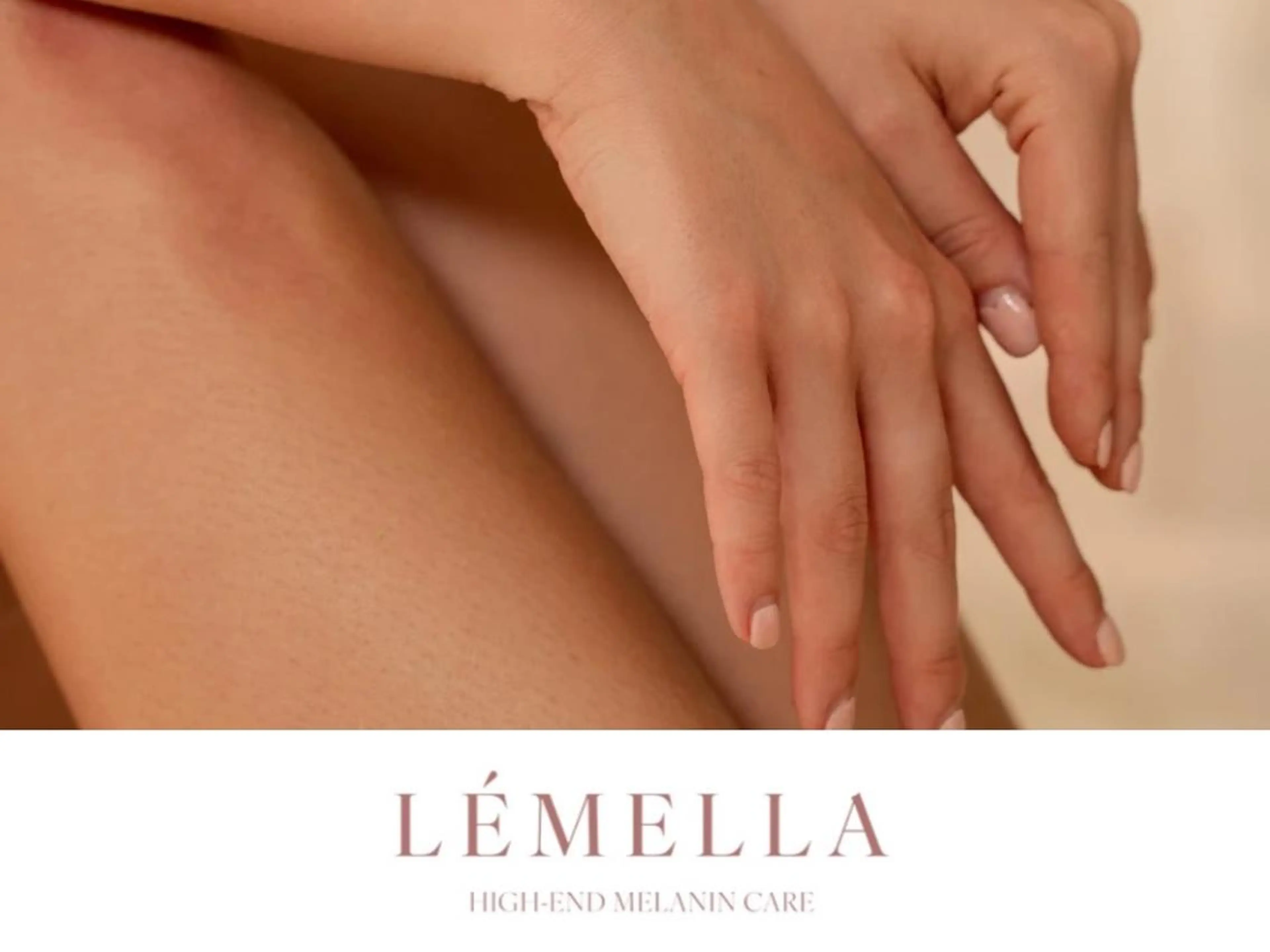 エリア最安値💰韓国最先端🇰🇷メラニンケアLUMERA【ルメラ】唇/肘/膝/くるぶし💋の写真