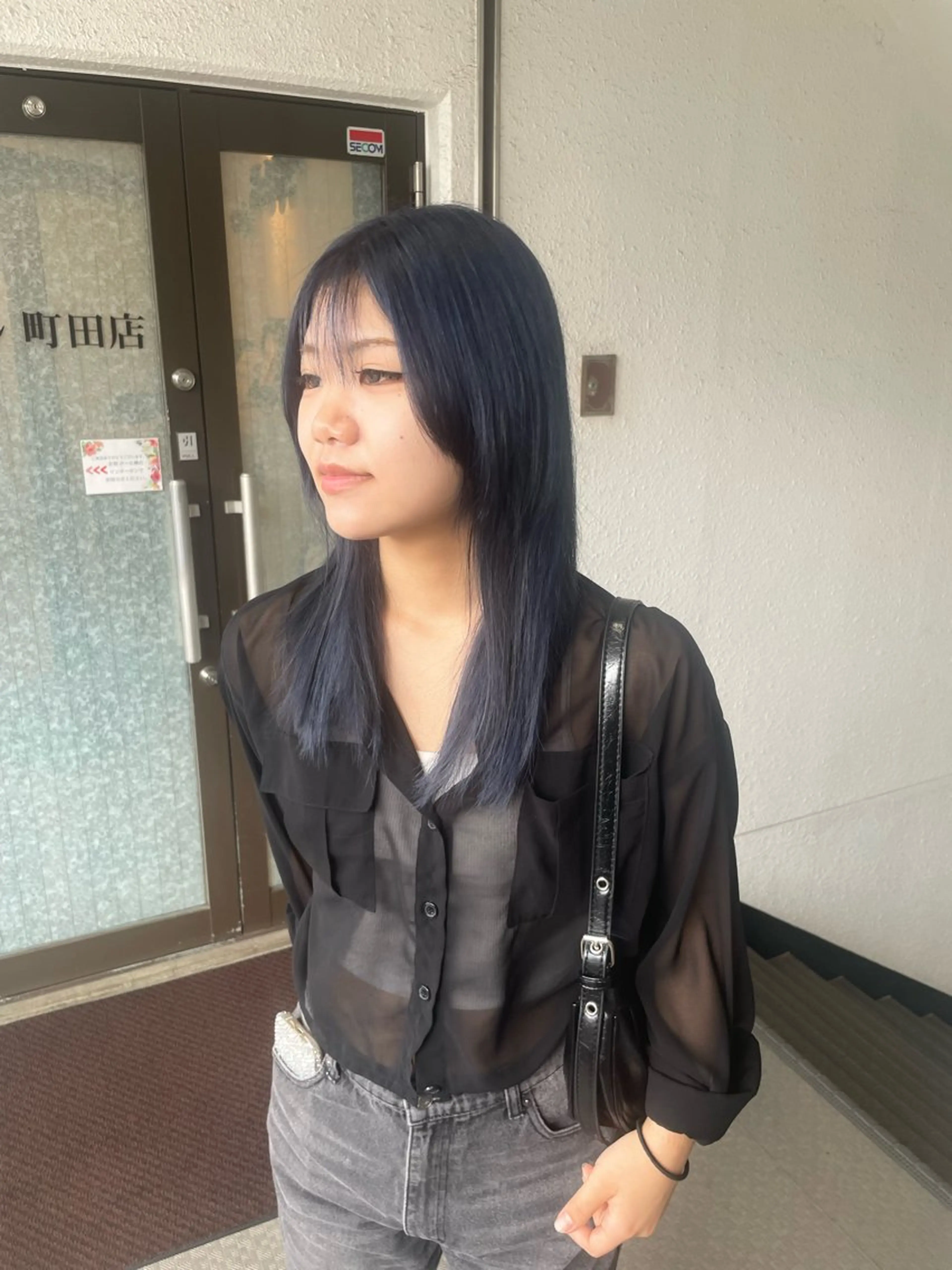 ロング カラー ブリーチ ブルーカラー ヘアカラー ブレンバイドット所属・ニュアンスカラー/ 🫧レミ(坊主)のヘアスタイル