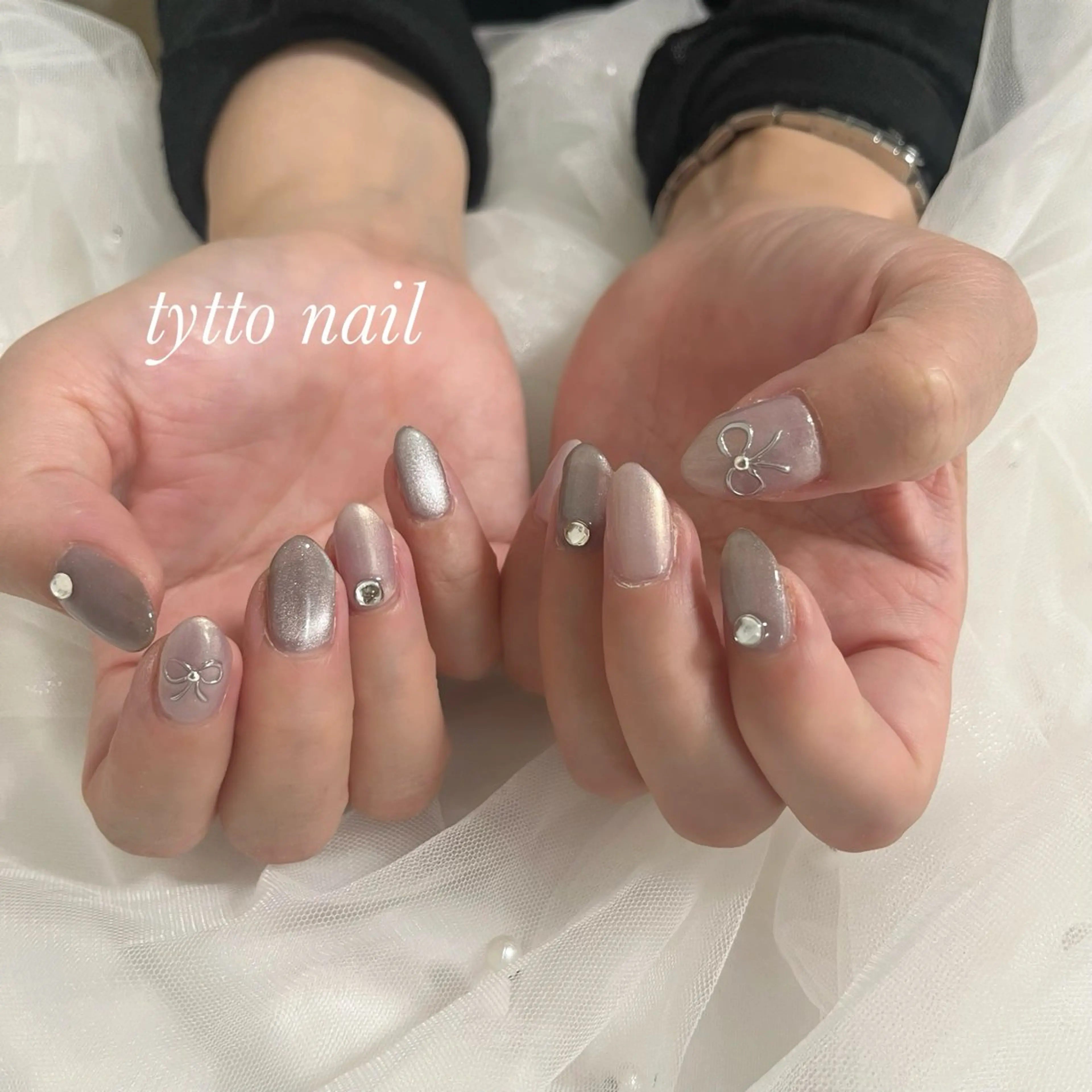 ネイル フレンチネイル 韓国ネイル ラメ(グリッター) マグネットネイル ミラーネイル ハンドネイル tytto nail ❤︎‪‪eri‪‪のネイルデザイン