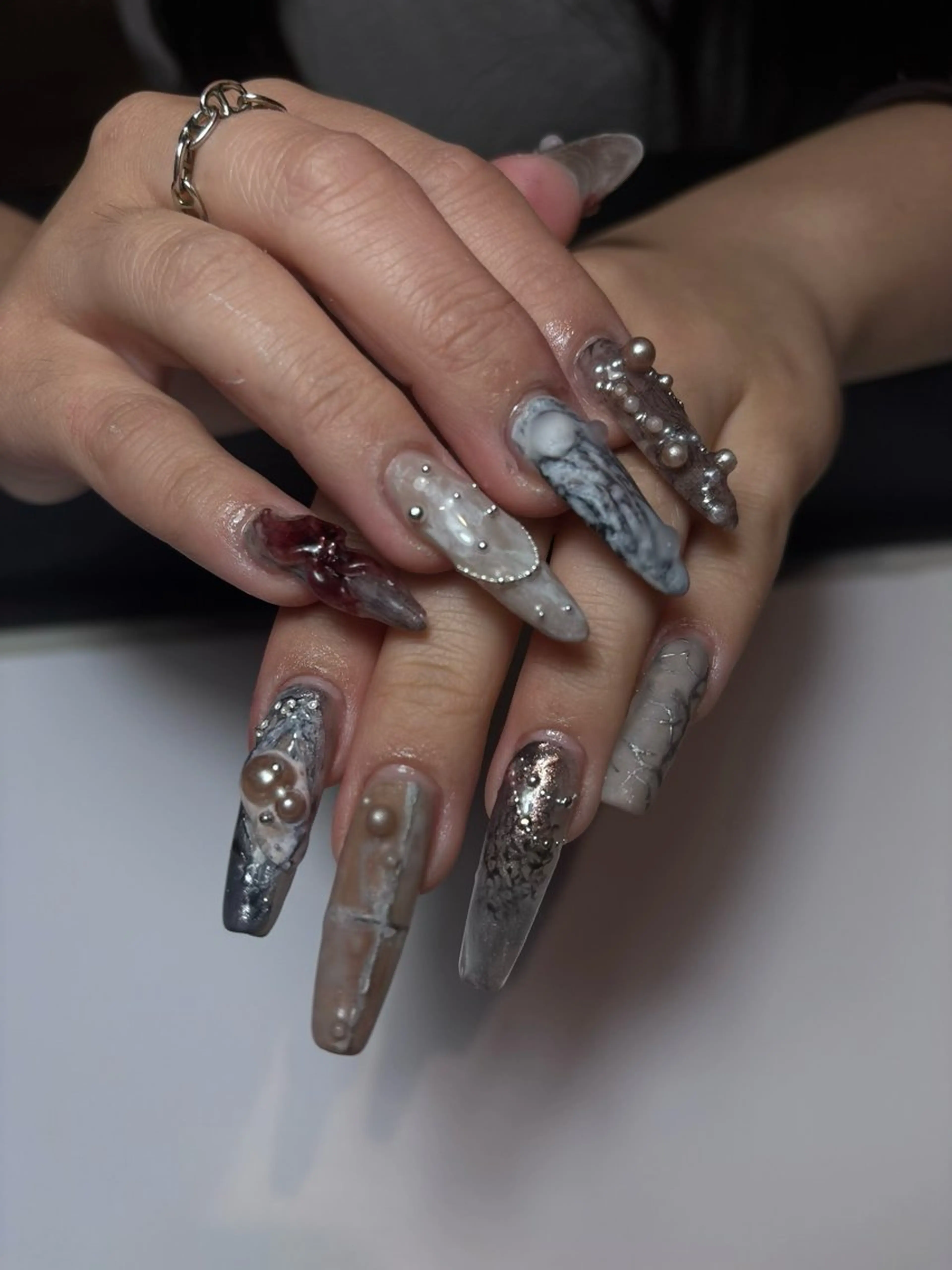 ロング 宮田 結晶のネイルデザイン