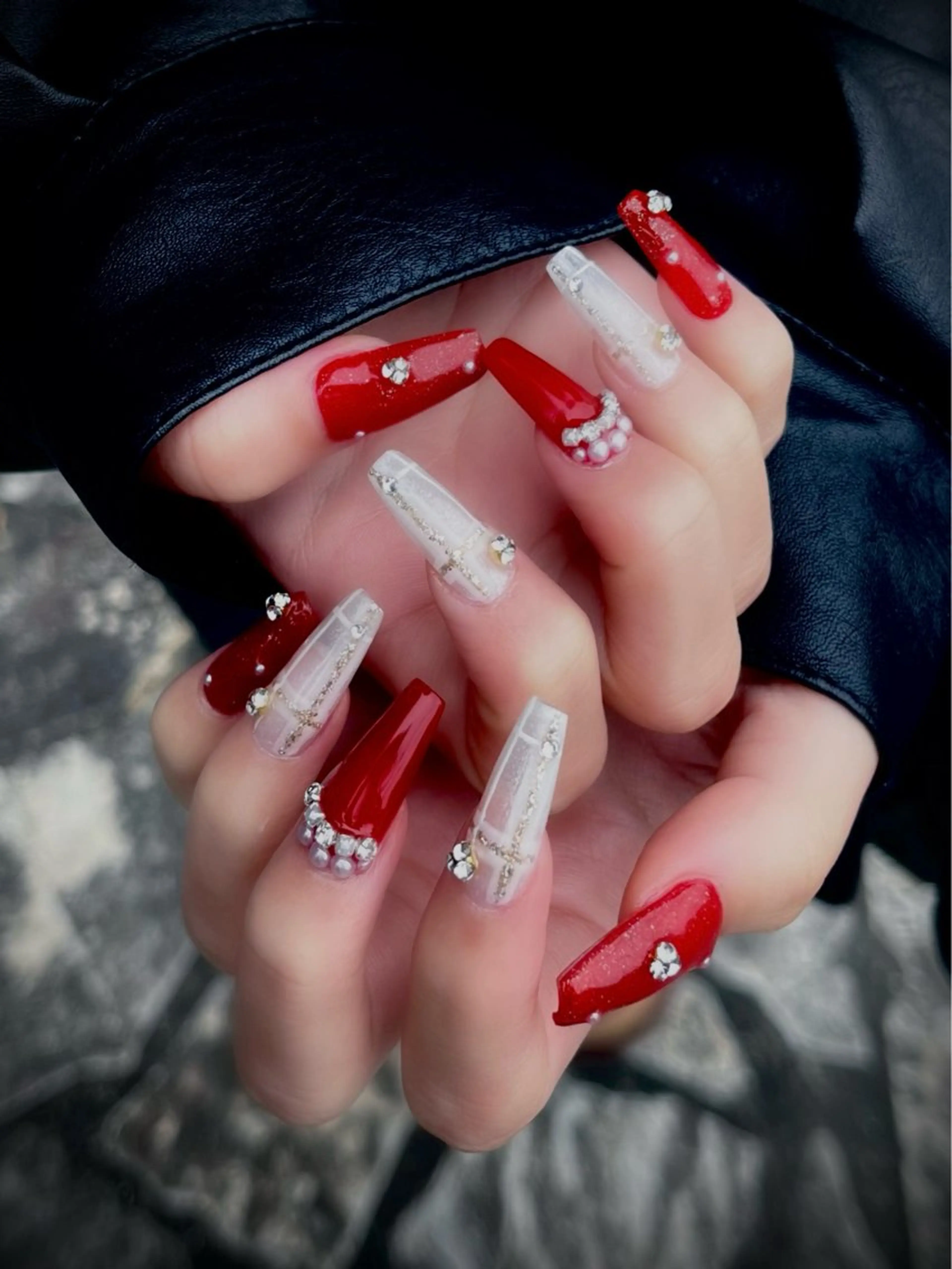 ネイル キラキラネイル マグネットネイル ワンカラーネイル スカルプネイル ワンホンネイル nine.🦋 YUKOのネイルデザイン