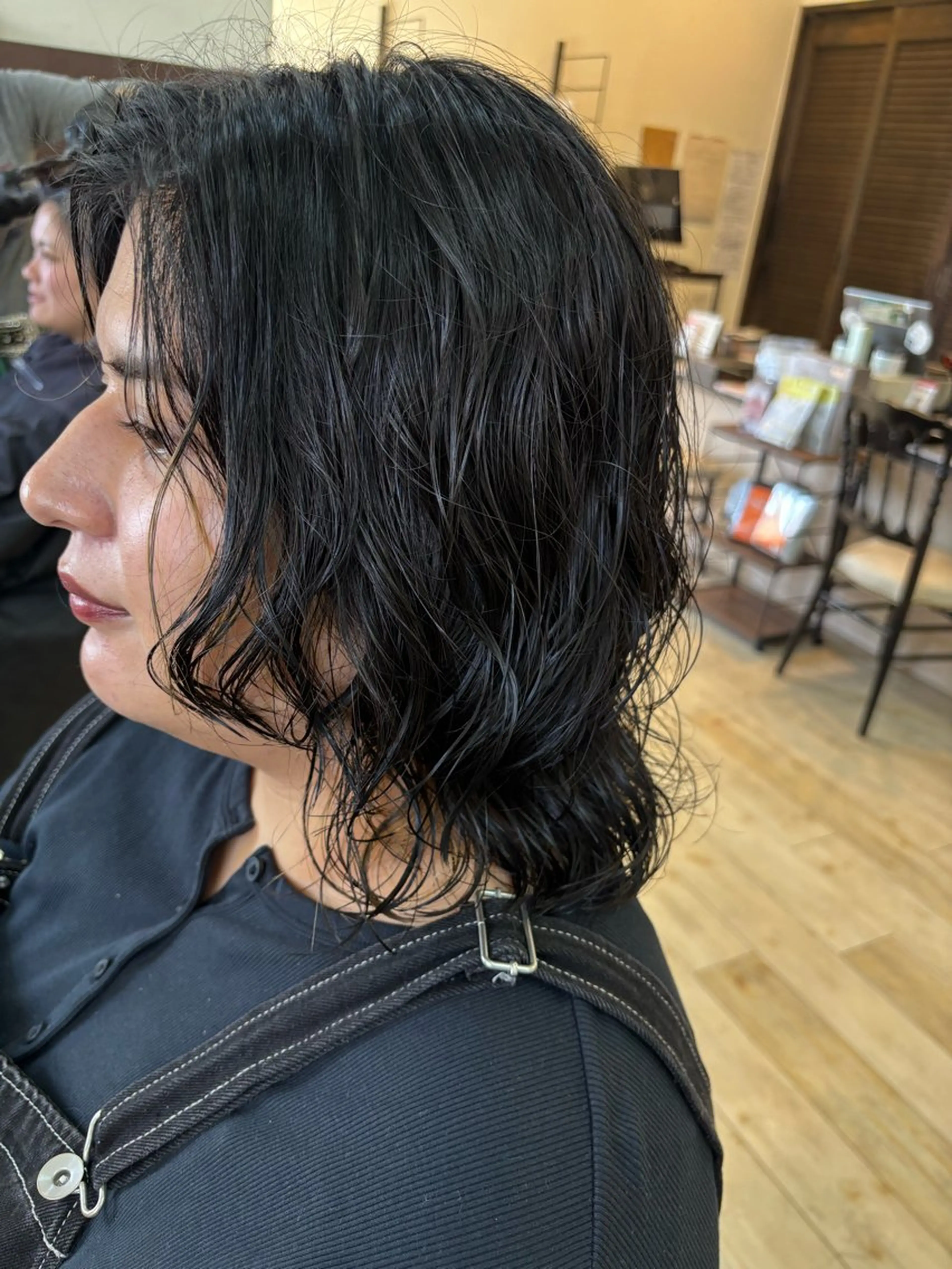 ミディアム パーマ カット パーマ ルプラボウ 石黒よう子のヘアスタイル