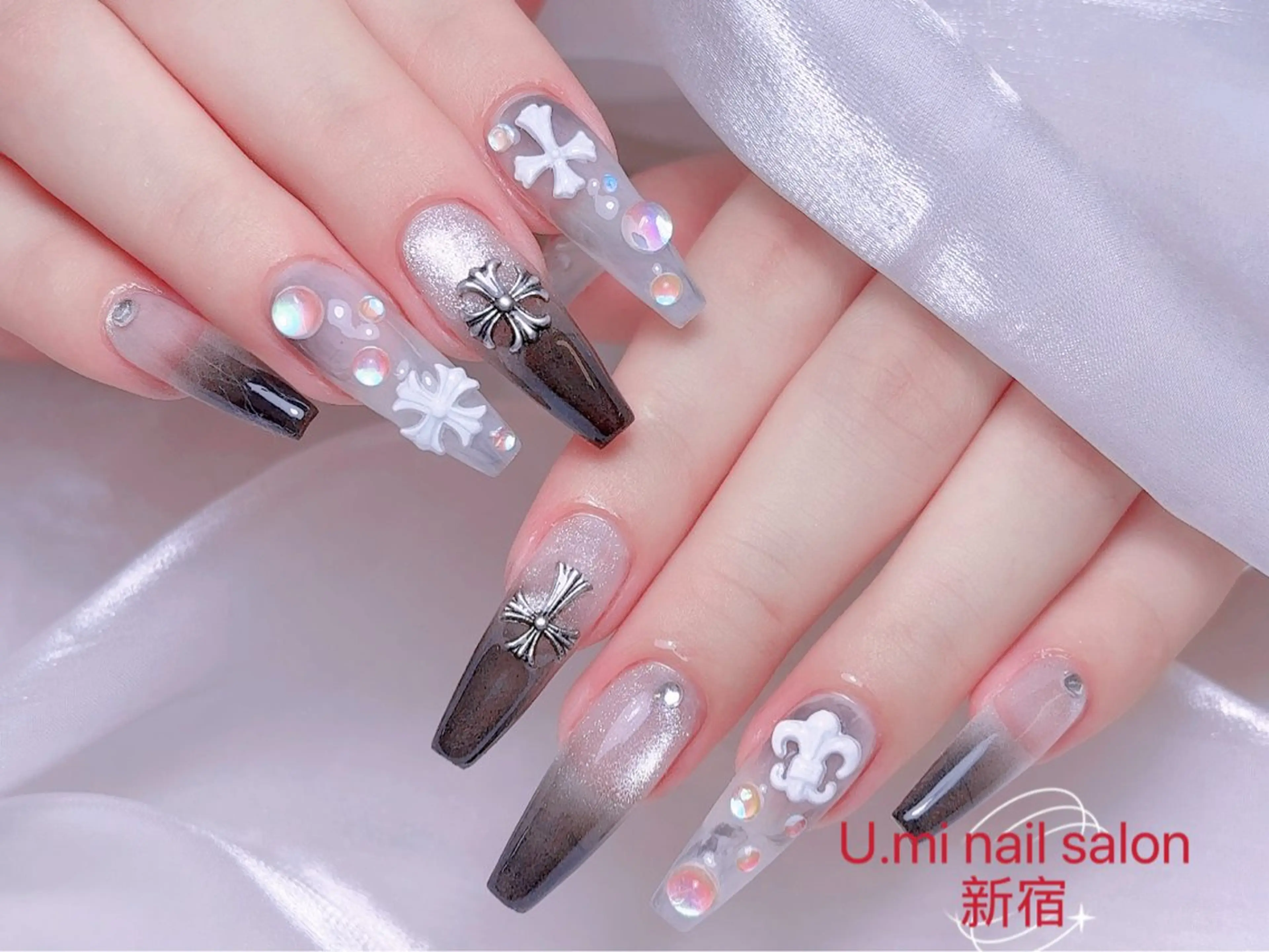 ネイル ボルドー チークネイル 長さ出し フレンチネイル ジェルネイル UMI ネイルサロン新宿🎀のネイルデザイン