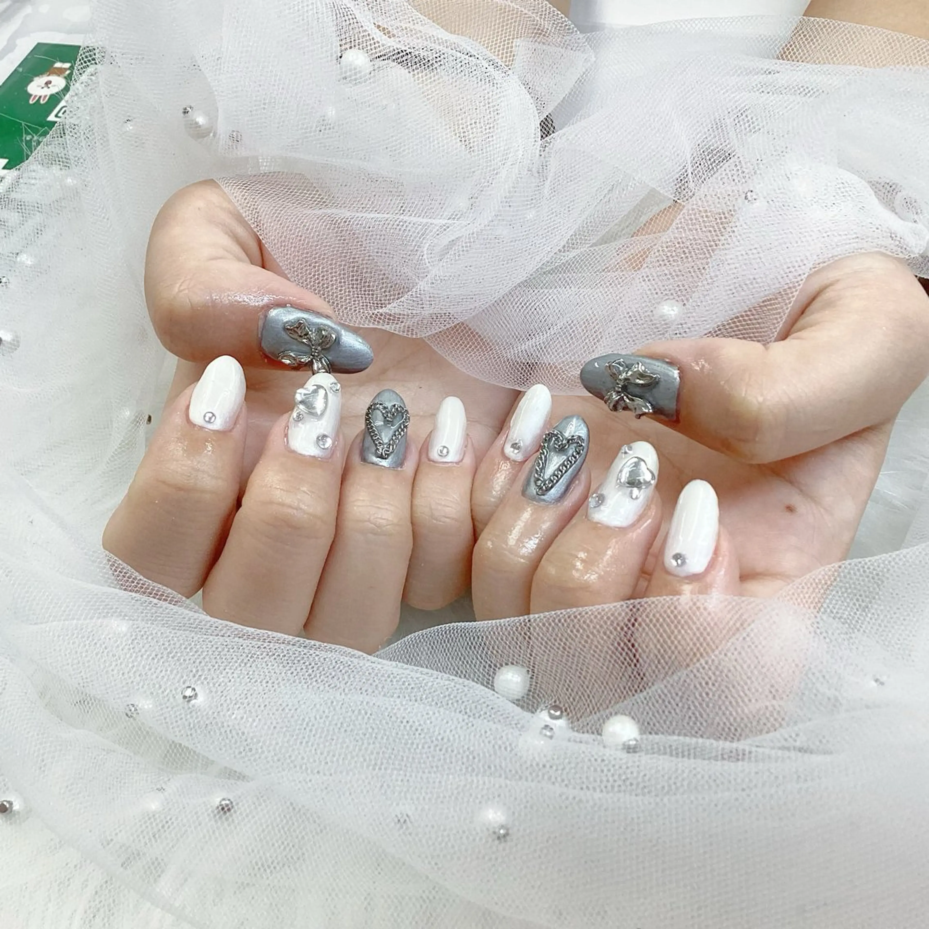 ネイル パーツ全部¥110 サロンミミのネイルデザイン