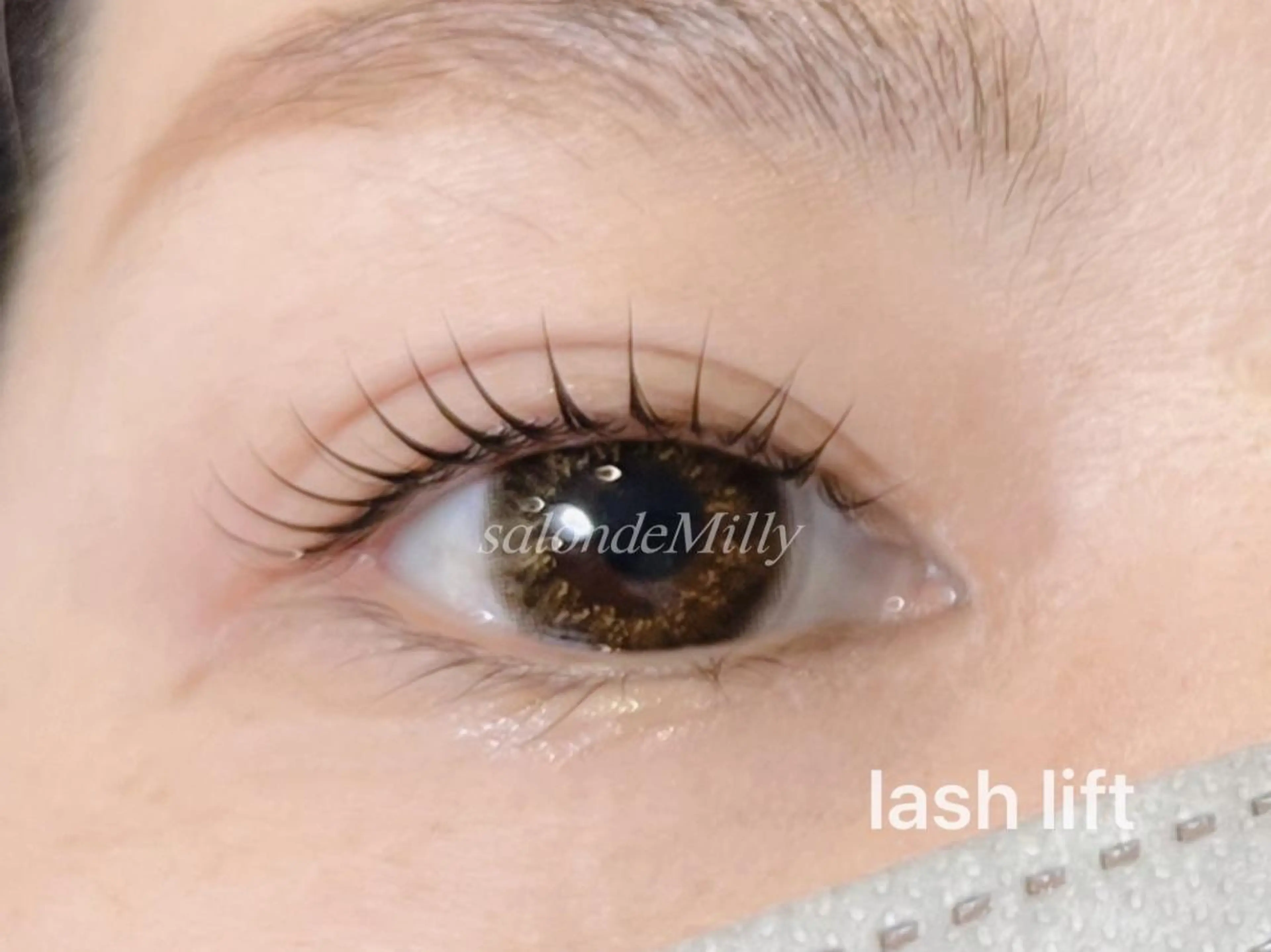 マツエク・マツパ Salon de milly ヨシザキの眉毛・アイブロウイメージ