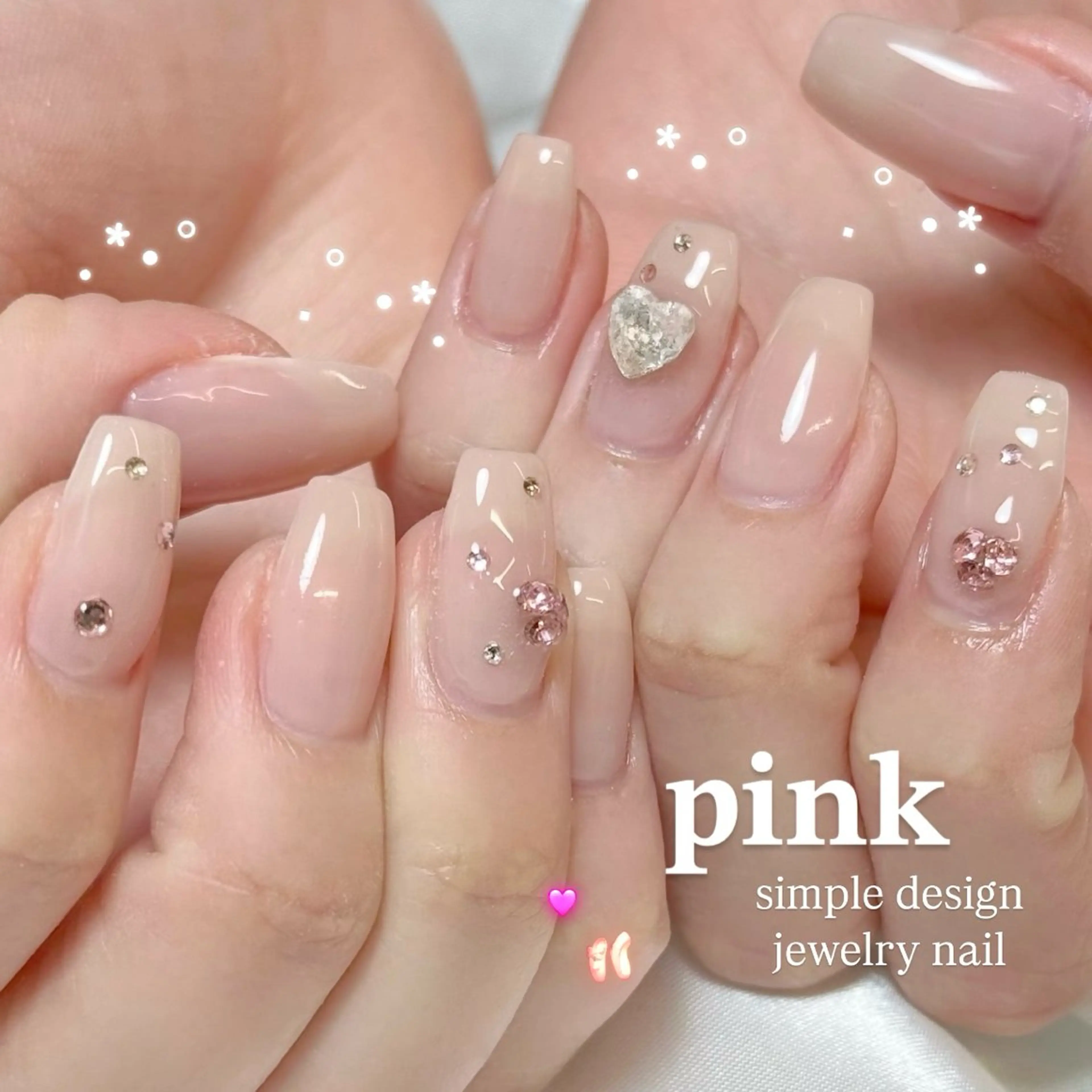 ネイル オーロラネイル ブルー フラッシュネイル フットネイル フレンチネイル ハンドネイル fein. miku🎀🍼のネイルデザイン