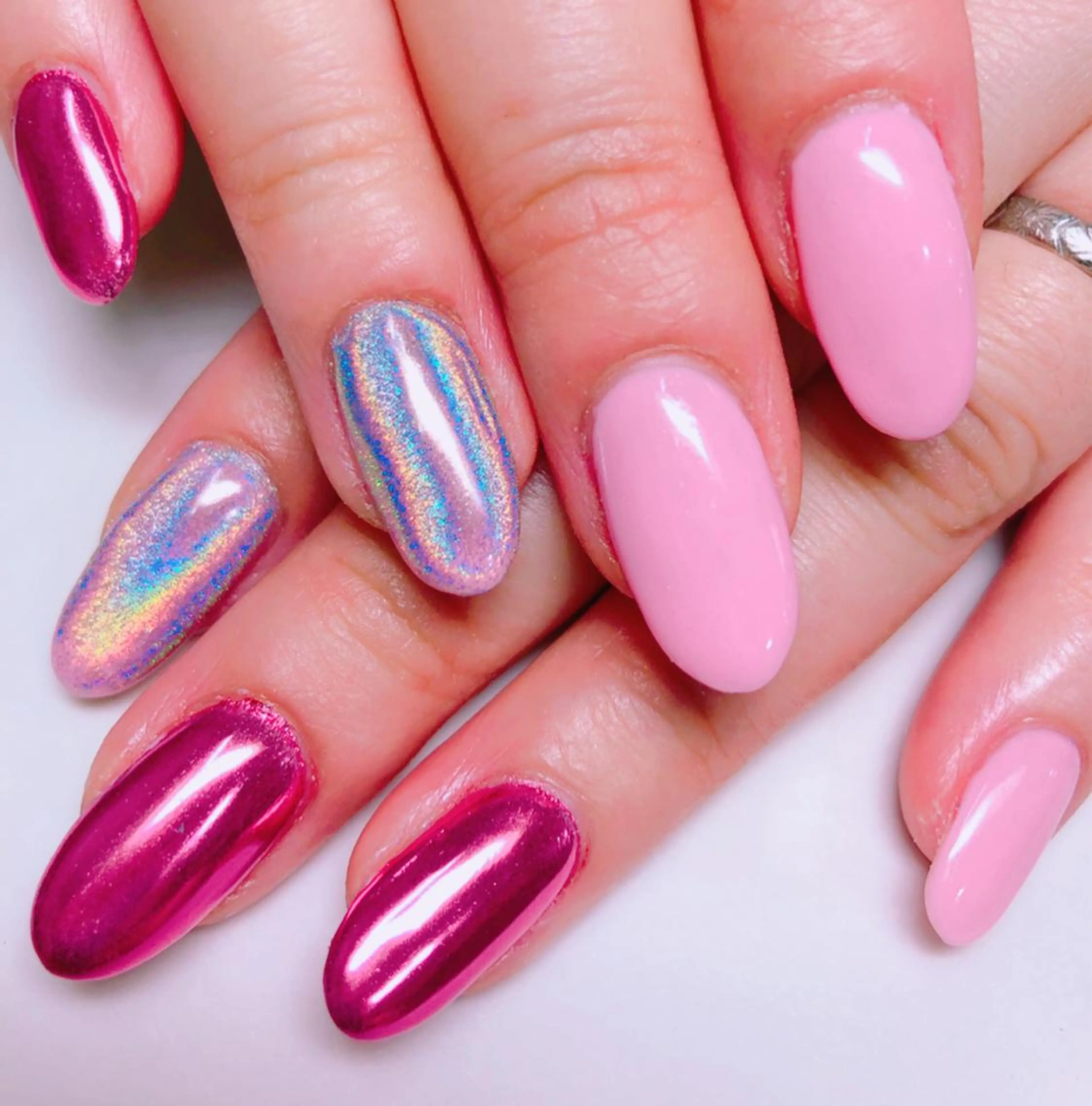 ネイル bijou所属・相馬 礼菜のネイルデザイン