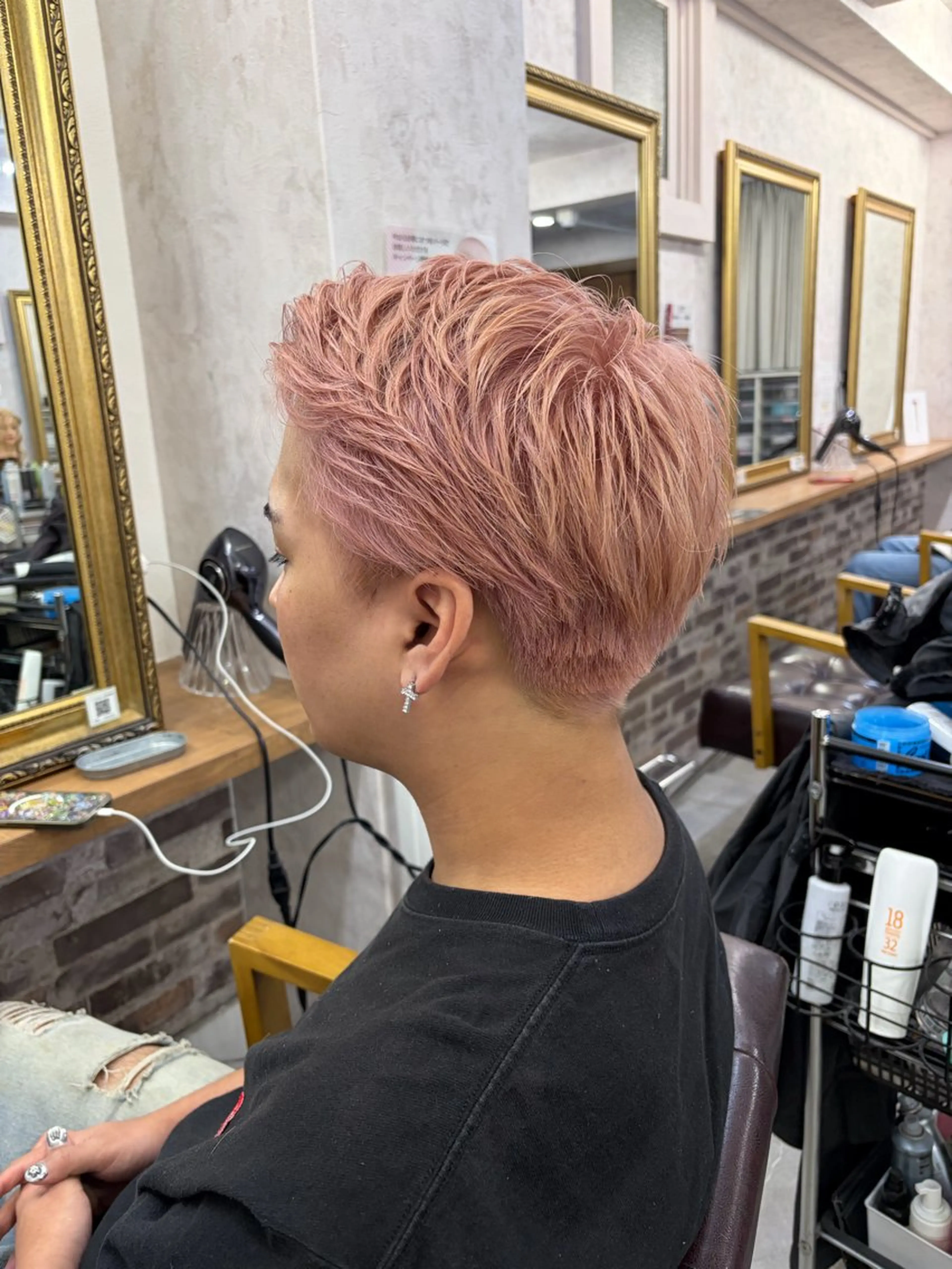 メンズ メンズハイトーン スパイキーショート カット ヘアカラー 久屋４番徒歩2分/ ブリーチ・縮毛・谷崎のヘアスタイル