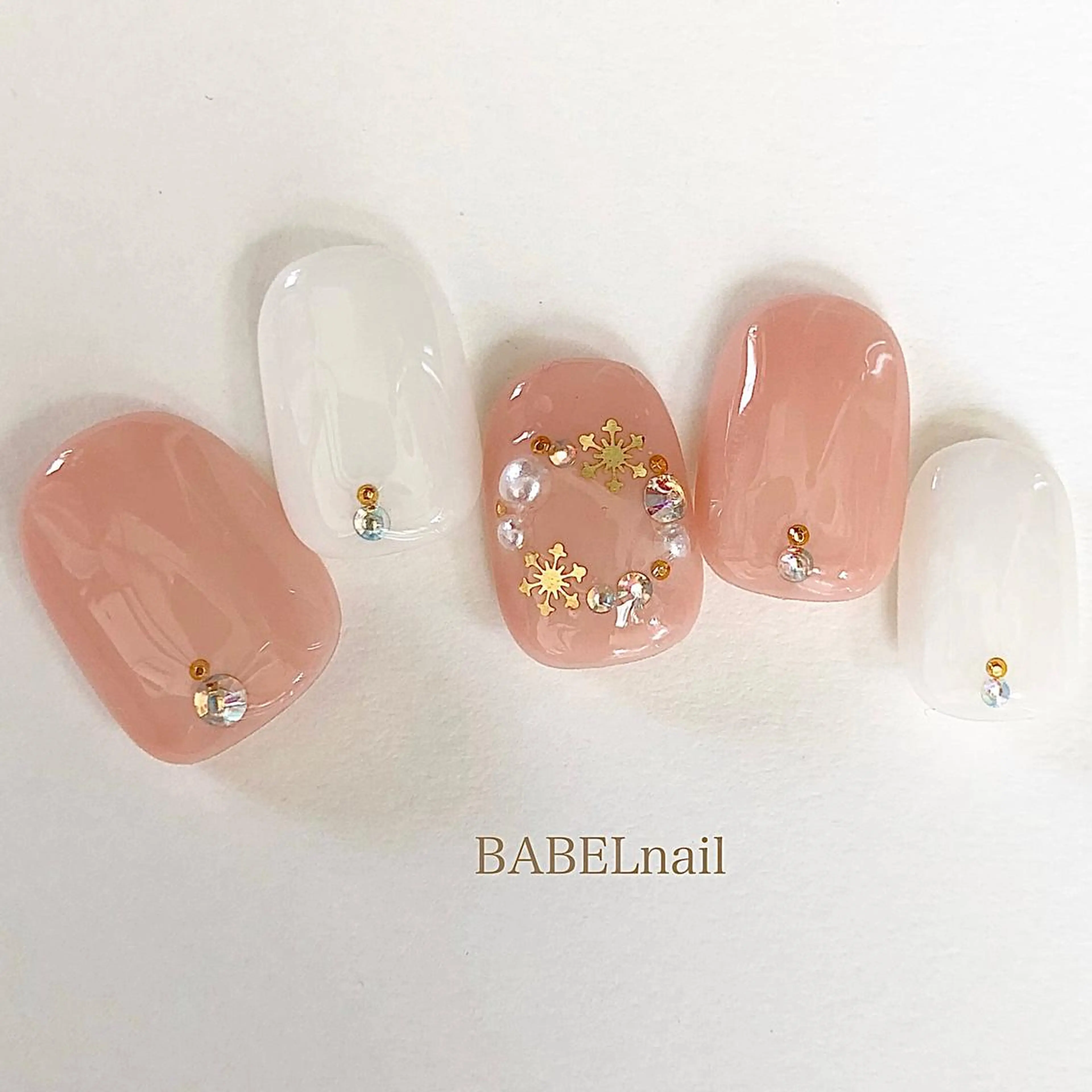 ネイル ハンドネイル BABELバベル所属・江戸川橋✨BABEL 【バベル】大人可愛いのネイルデザイン