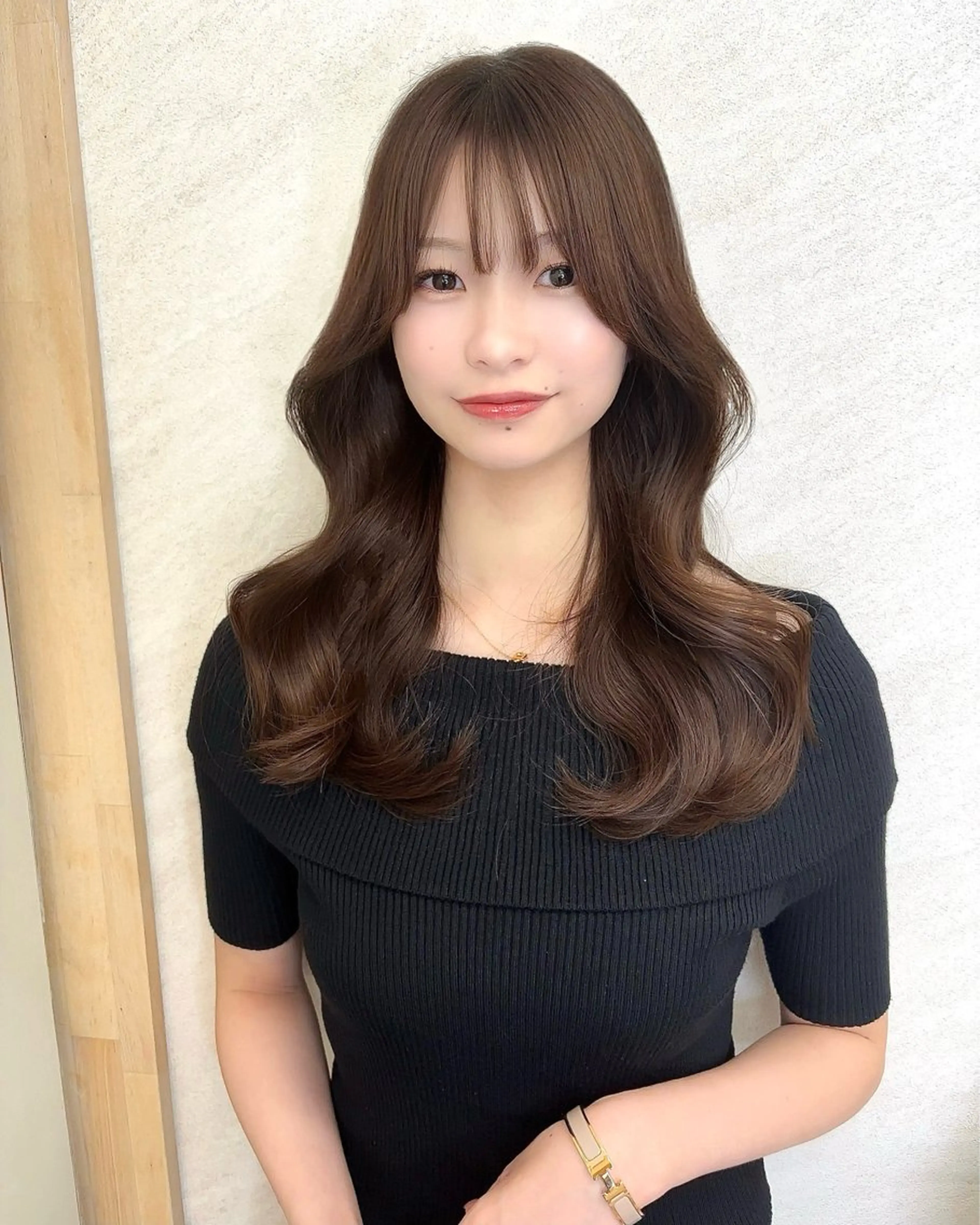 セミロング カラー 透明感カラー グレージュ レイヤーカット 成瀬 千佳のヘアスタイル