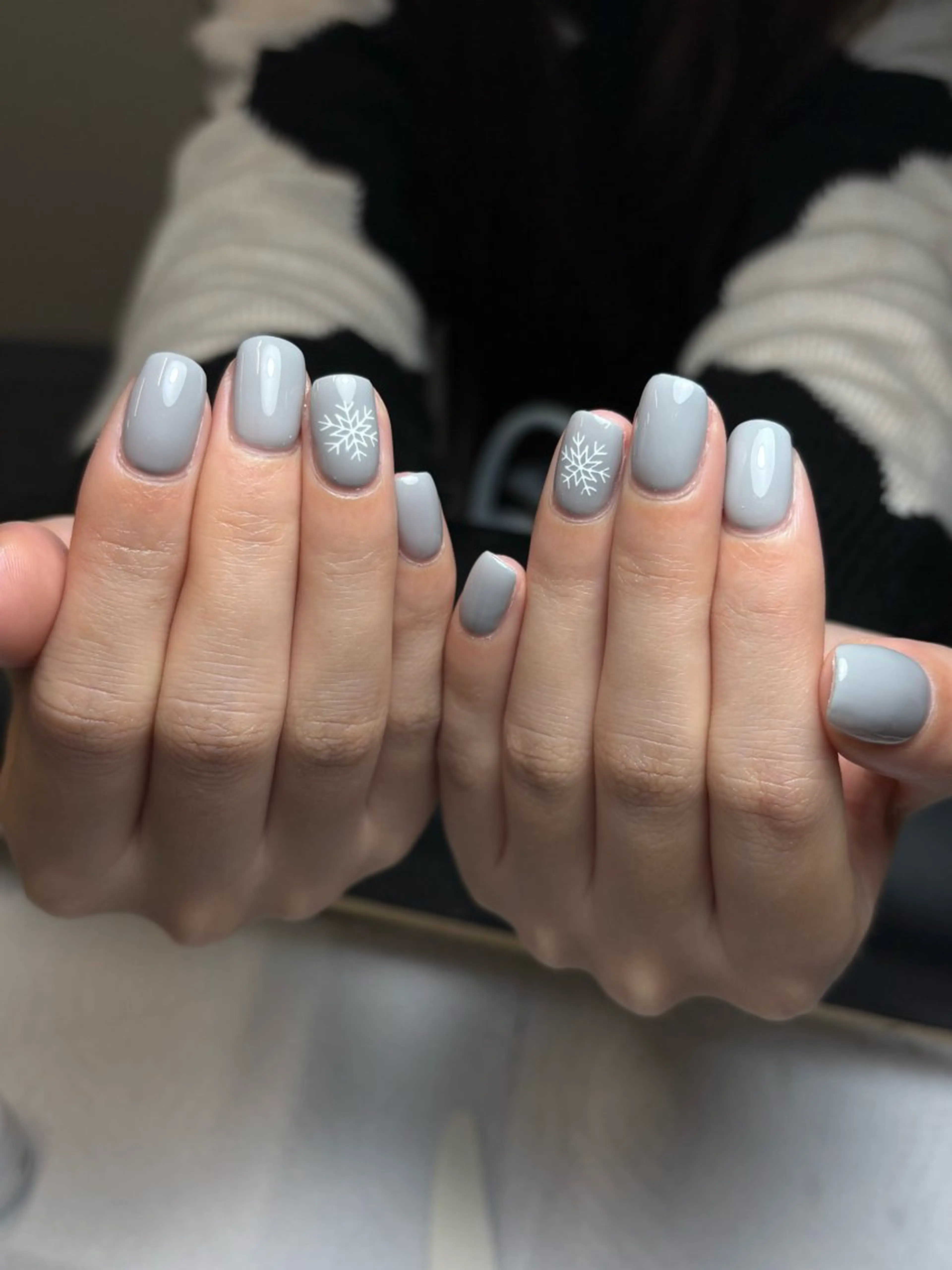 ネイル ワンカラーネイル ショートネイル シンプルネイル 冬ネイル ハンドネイル モンナ CCのネイルデザイン