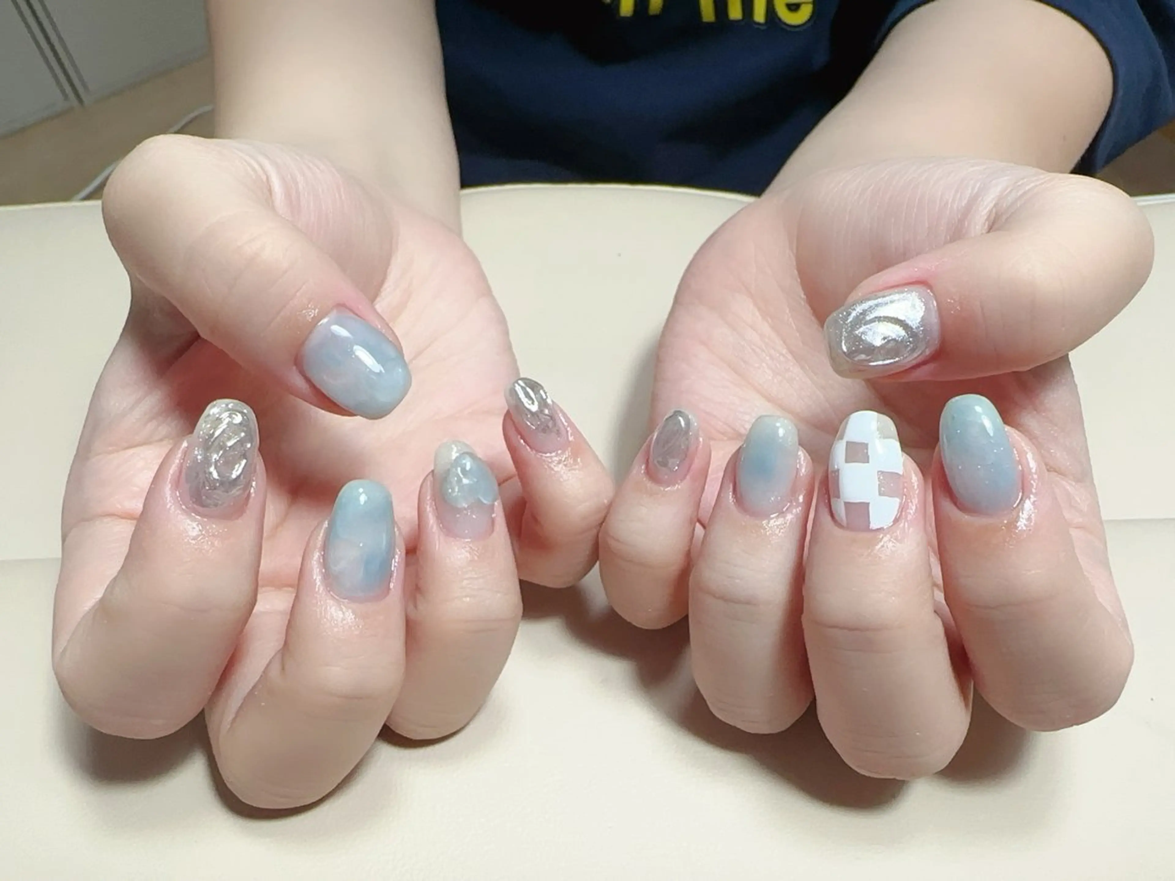 ネイル ハンドネイル NAIL CIRCLESのネイルデザイン