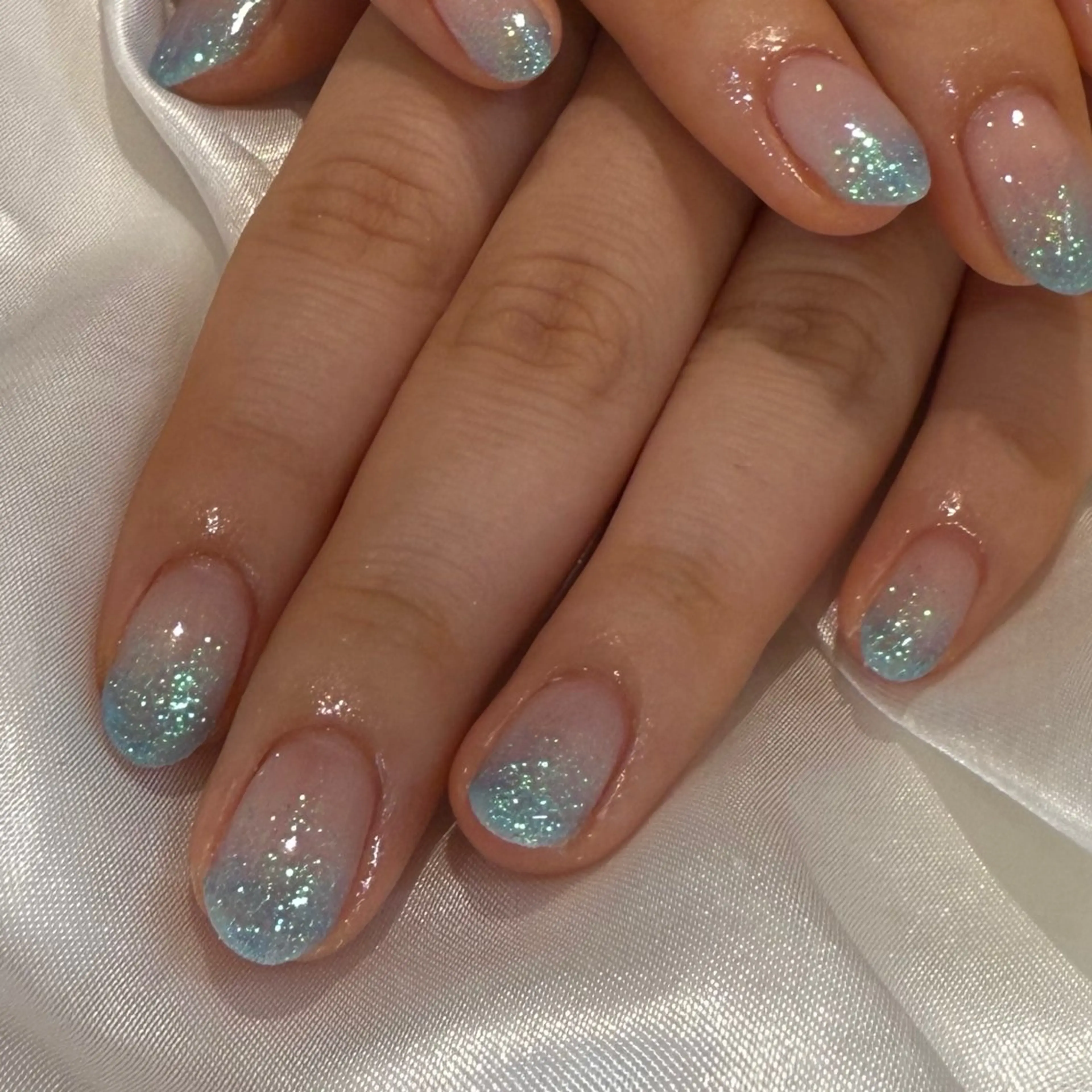 ネイル グラデーション ラメ(グリッター) ラメグラデーション Hiyori ✧*。のネイルデザイン