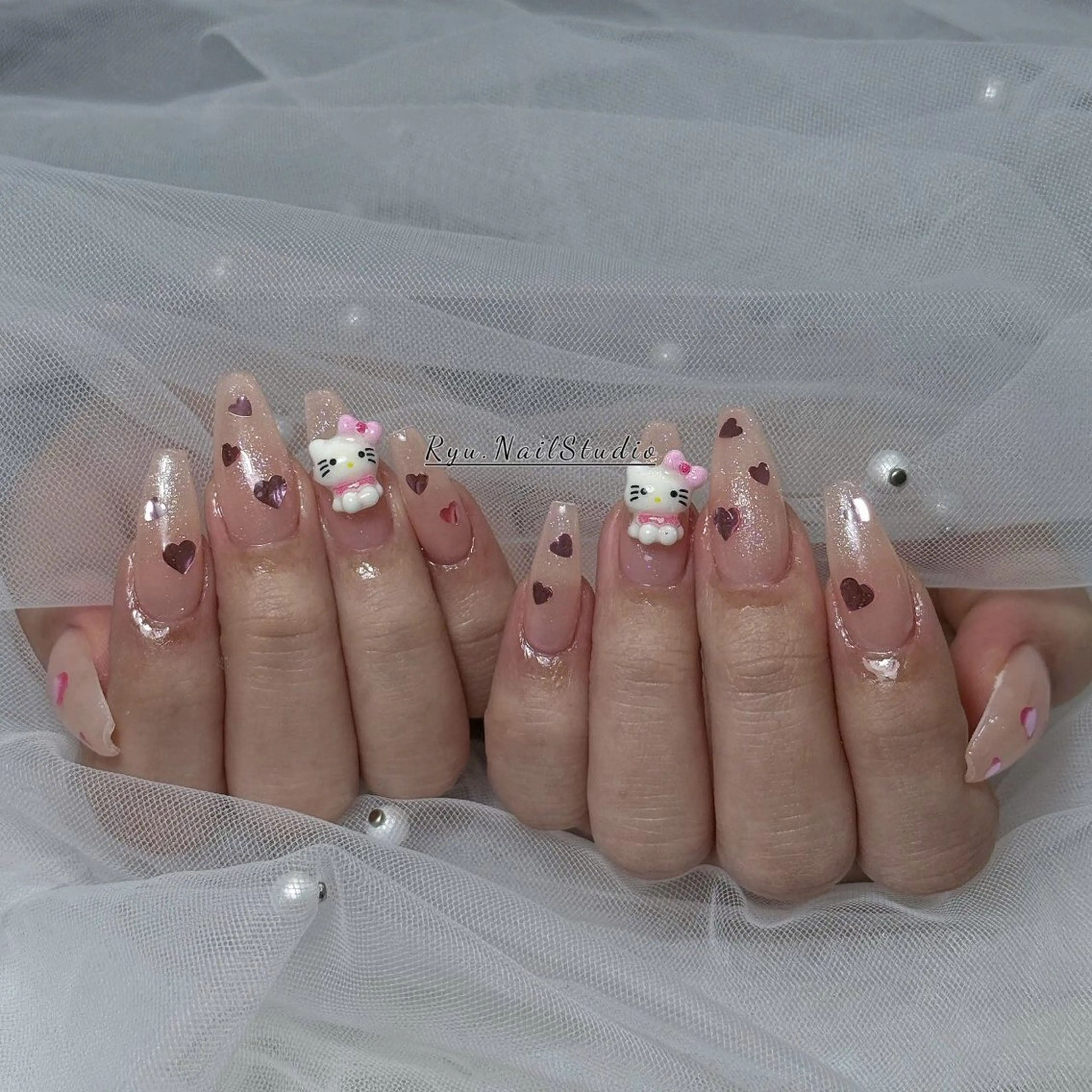 ネイル アートネイル ジェルネイル グラデーション マグネットネイル ニュアンスネイル ハンドネイル Ryu Nail Studio所属・Ryu Nail 新大久保のネイルデザイン