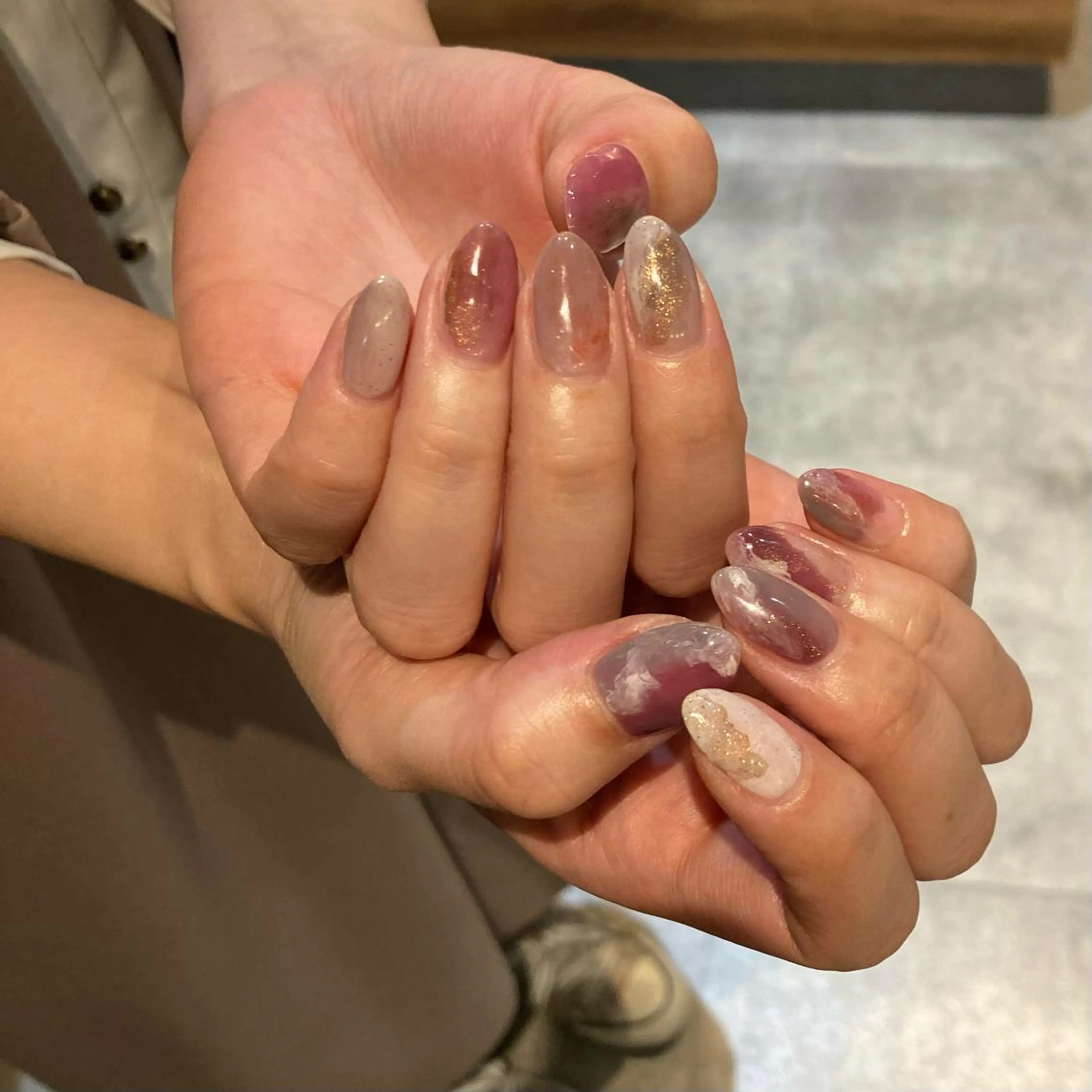 ネイル ハンドネイル shio ♡ 1〜2月予約受付中のネイルデザイン