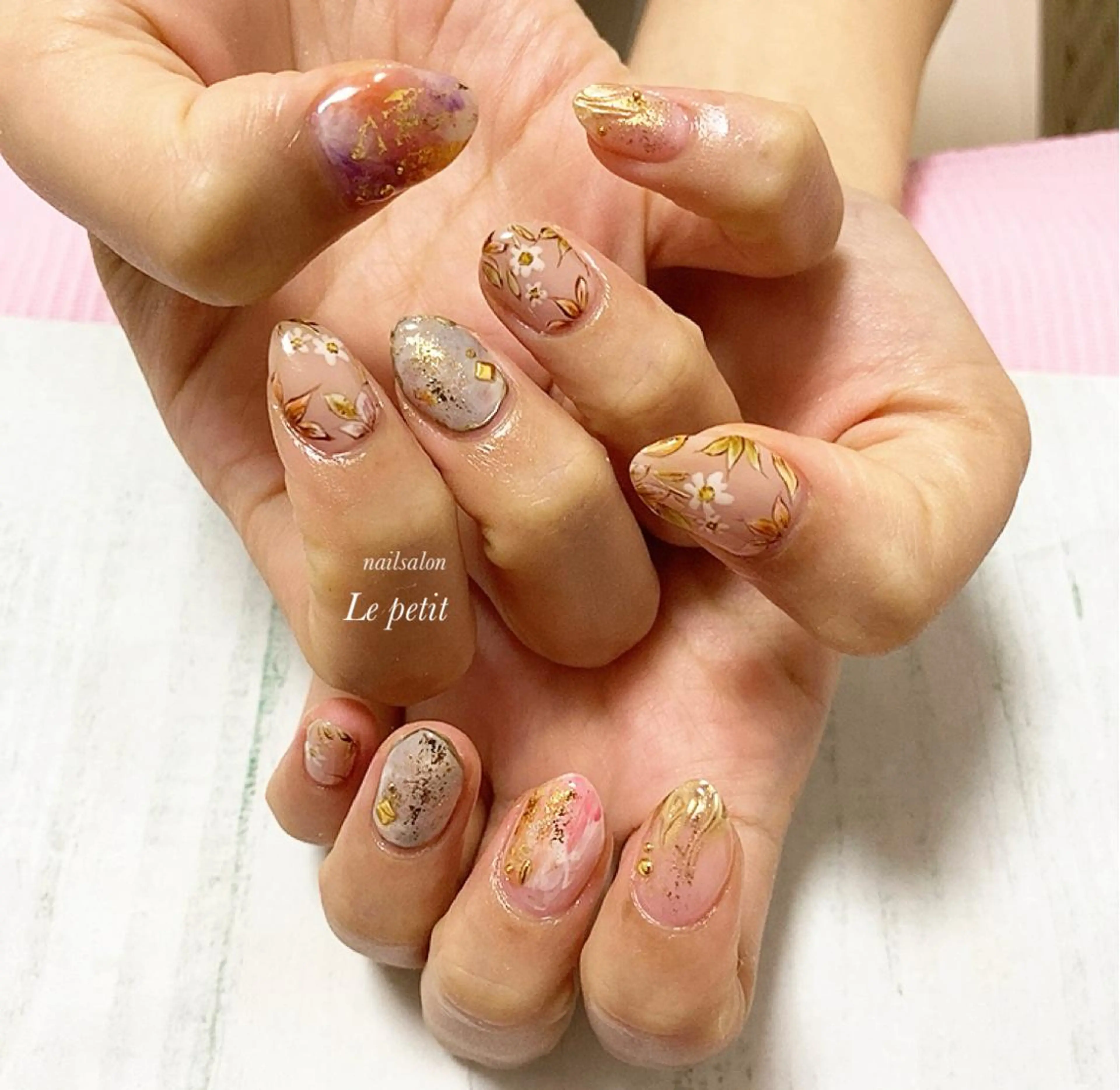 ネイル 石野 広佳のネイルデザイン