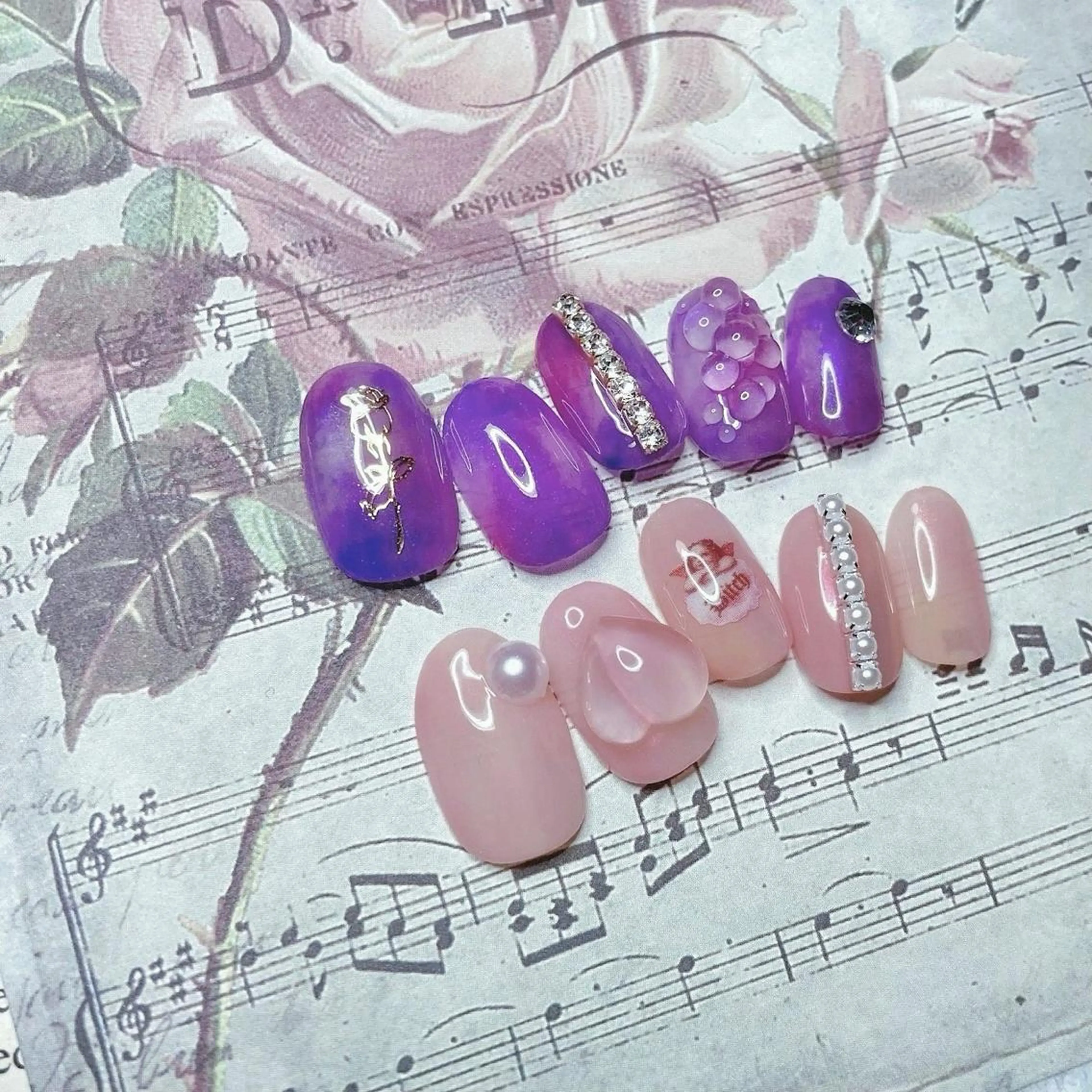 ネイル NOIROUGE所属・NOI ROUGEのネイルデザイン