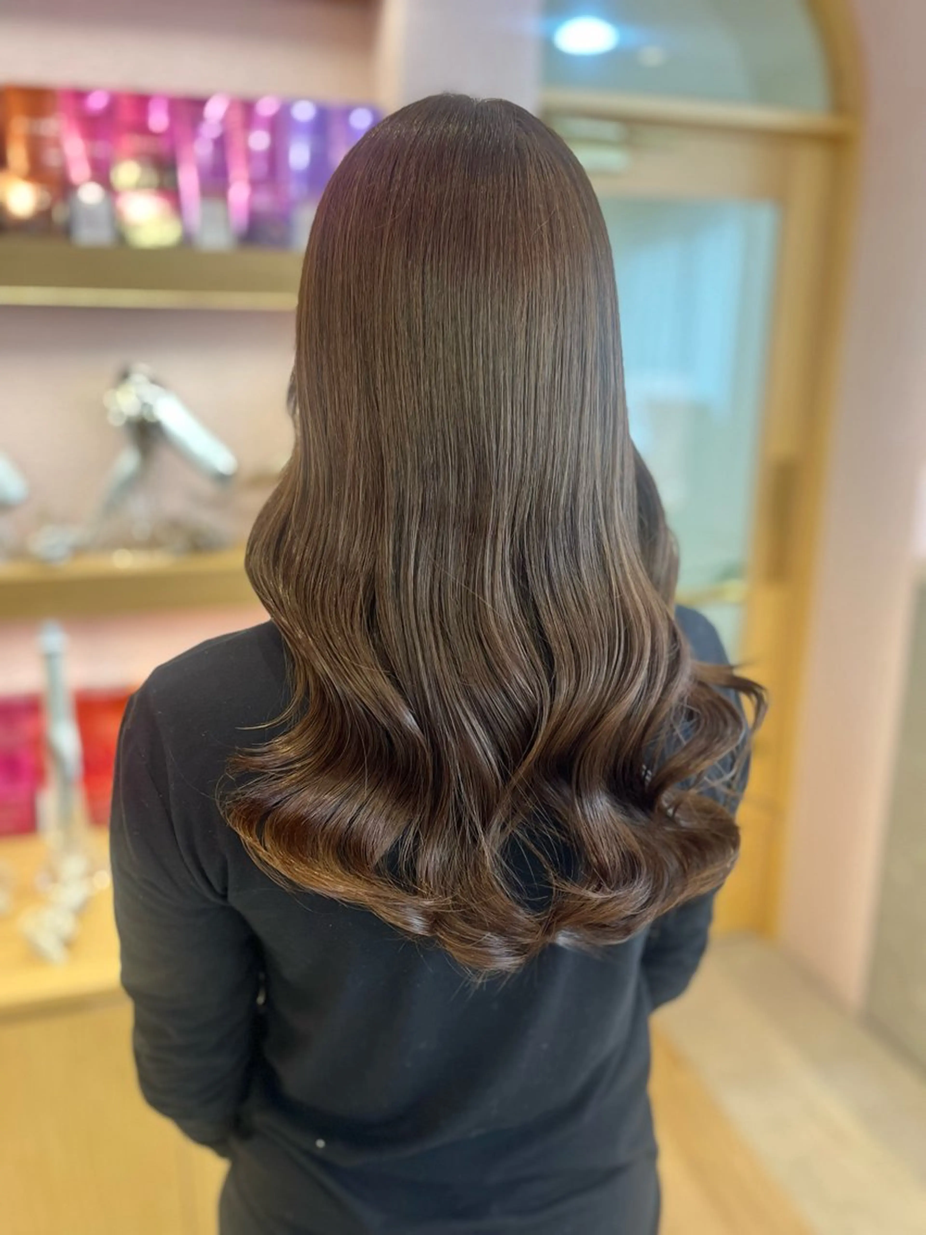 カラー merc.🐑🤍 山口夏希のヘアスタイル