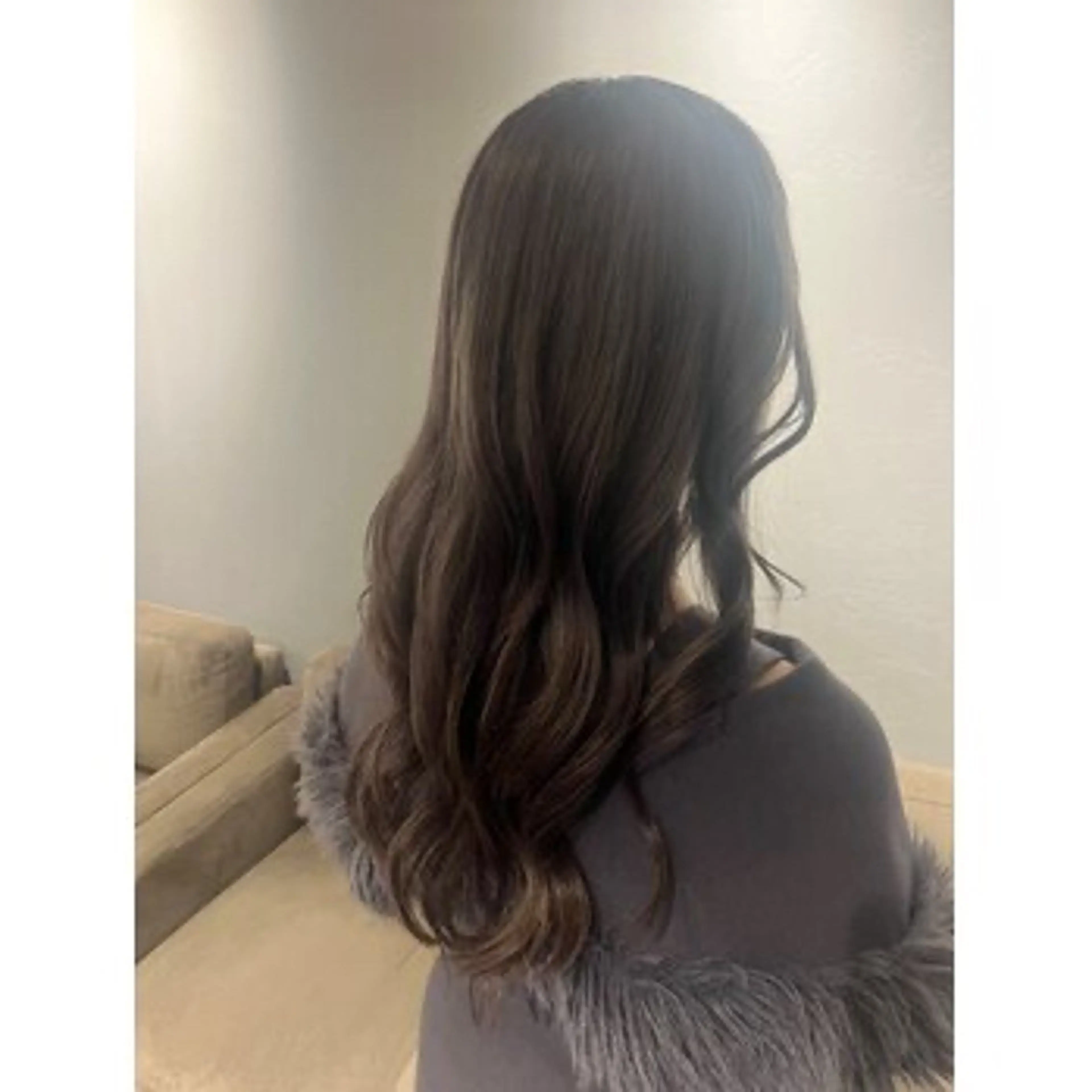 カラー toiro渋谷 Yujiのヘアスタイル