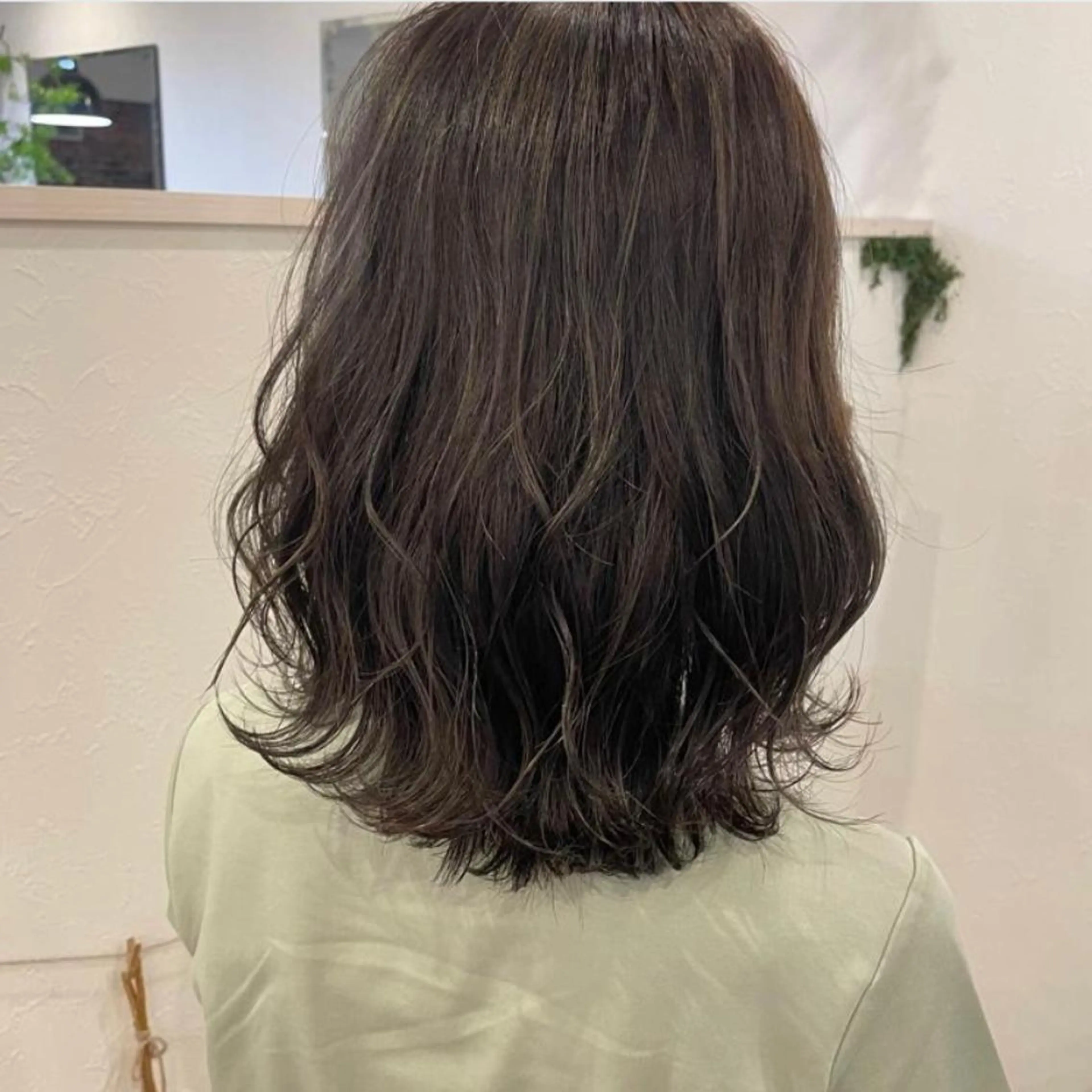 ミディアム カラー botan🦖*･ amiのヘアスタイル