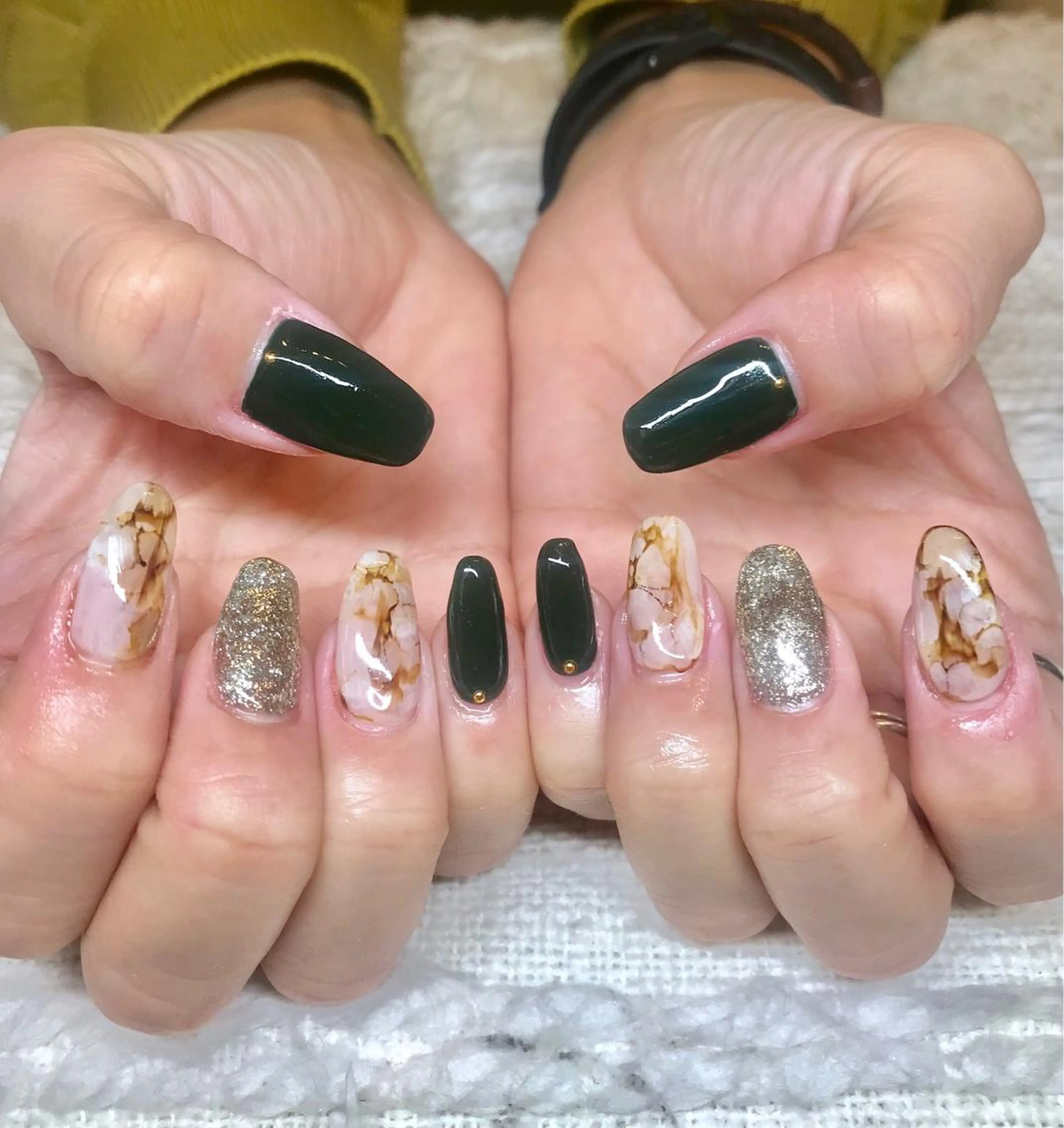 セミロング カラー パーマ ヘアアレンジ ネイル マツエク・マツパ グリーン ハンドネイル ハンドケア nail&eye Aoのマツエク・マツパデザイン