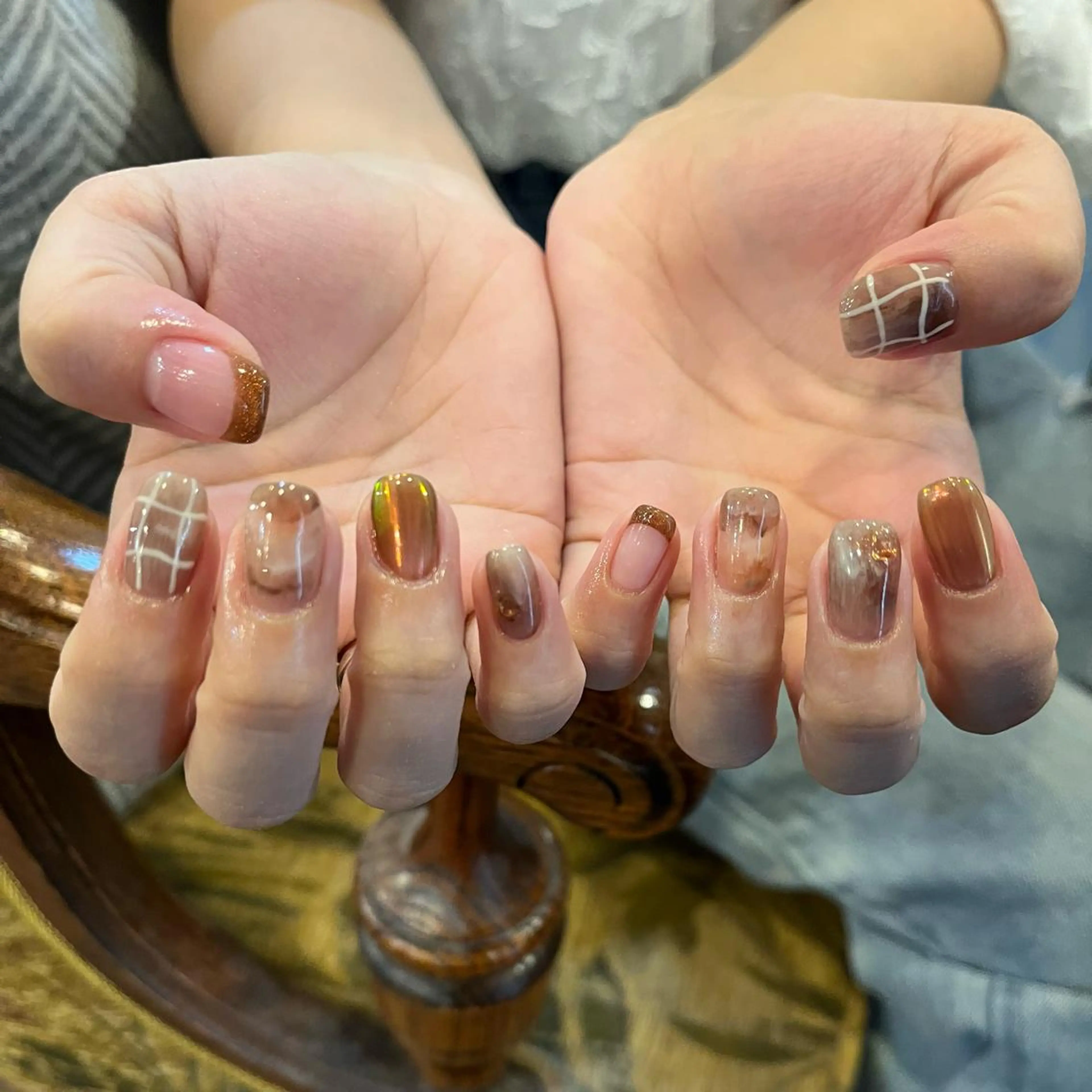 ネイル フレンチネイル マグネットネイル ハンドネイル Trico Antique所属・岩本 杏のネイルデザイン