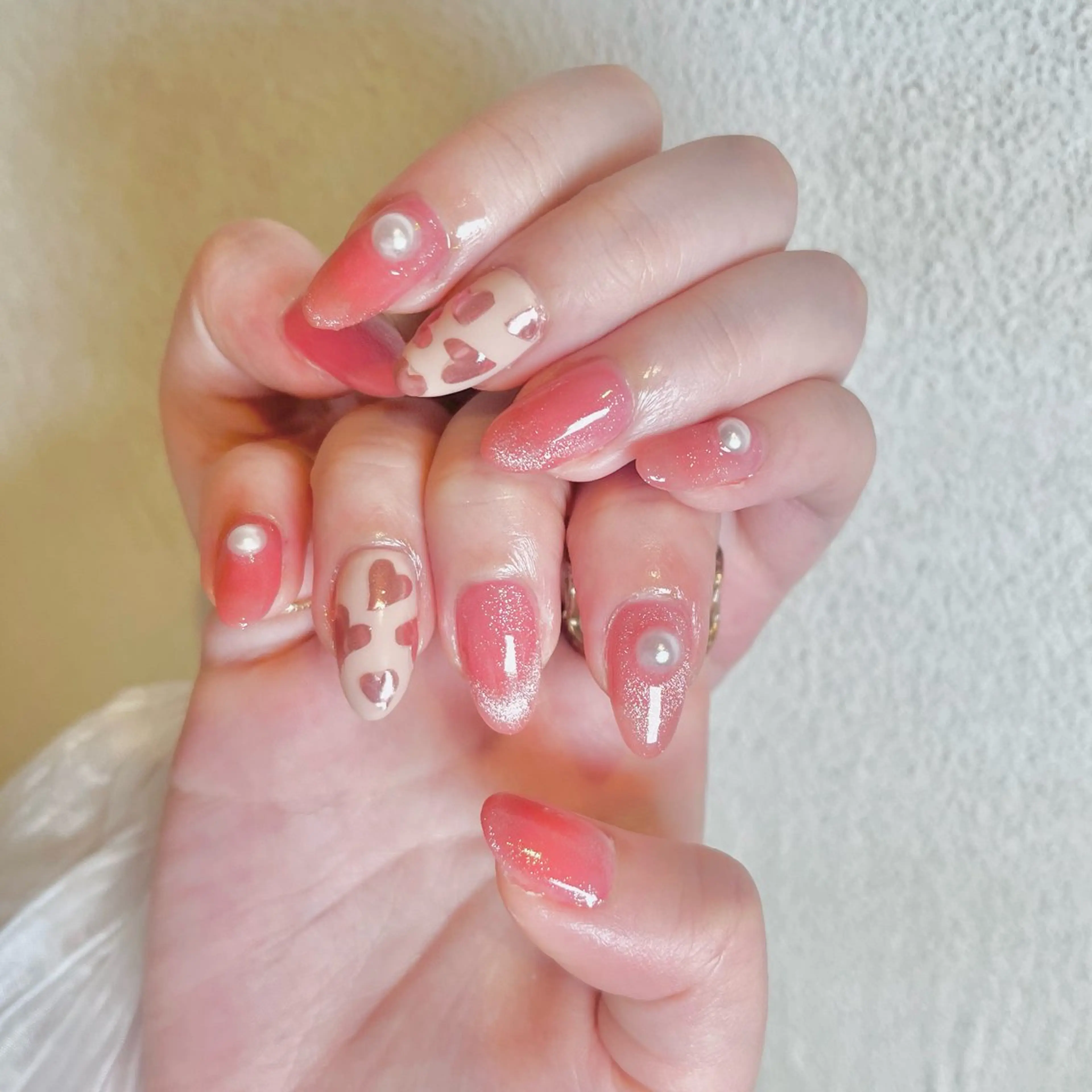 ネイル アートネイル ハート マグネットネイル ミラーネイル 持ち込み ハンドネイル Salon&School Nail du Marche所属・阿部 美香のネイルデザイン