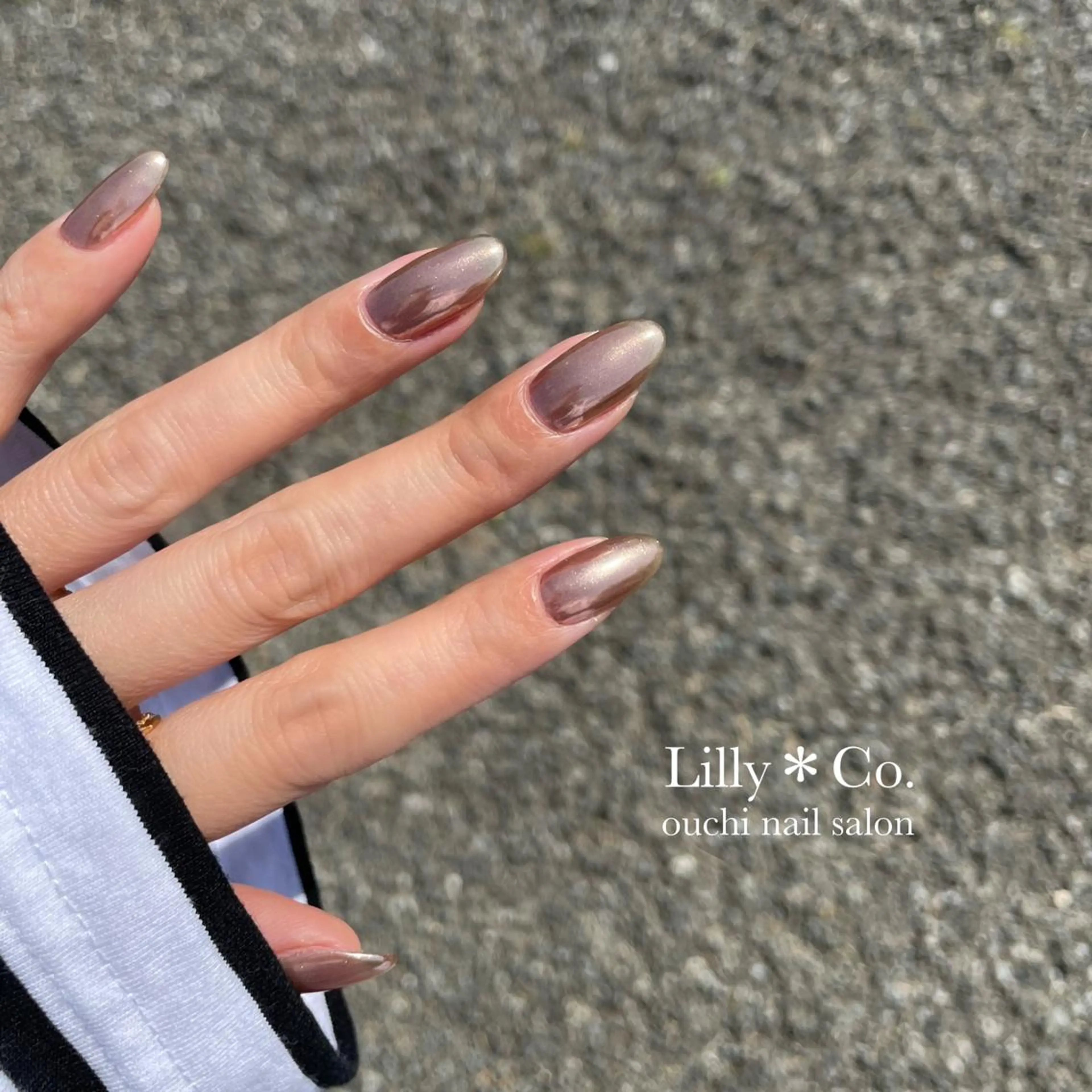 ネイル ワンカラーネイル シンプルネイル ハンドネイル ハンドケア Lilly Co.のネイルデザイン
