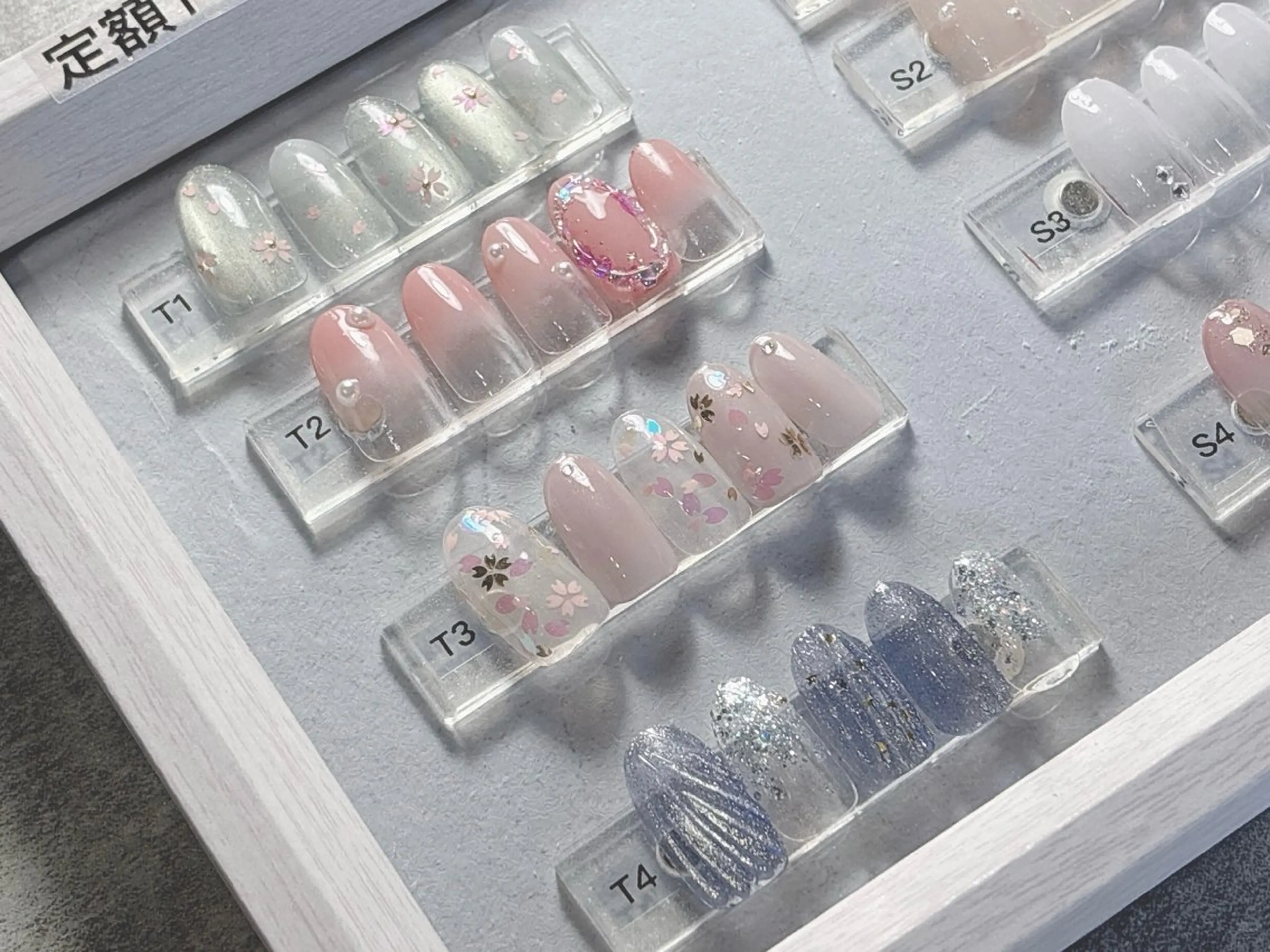 ネイル ハンドネイル gloss by KAO所属・gloss by KAOのネイルデザイン