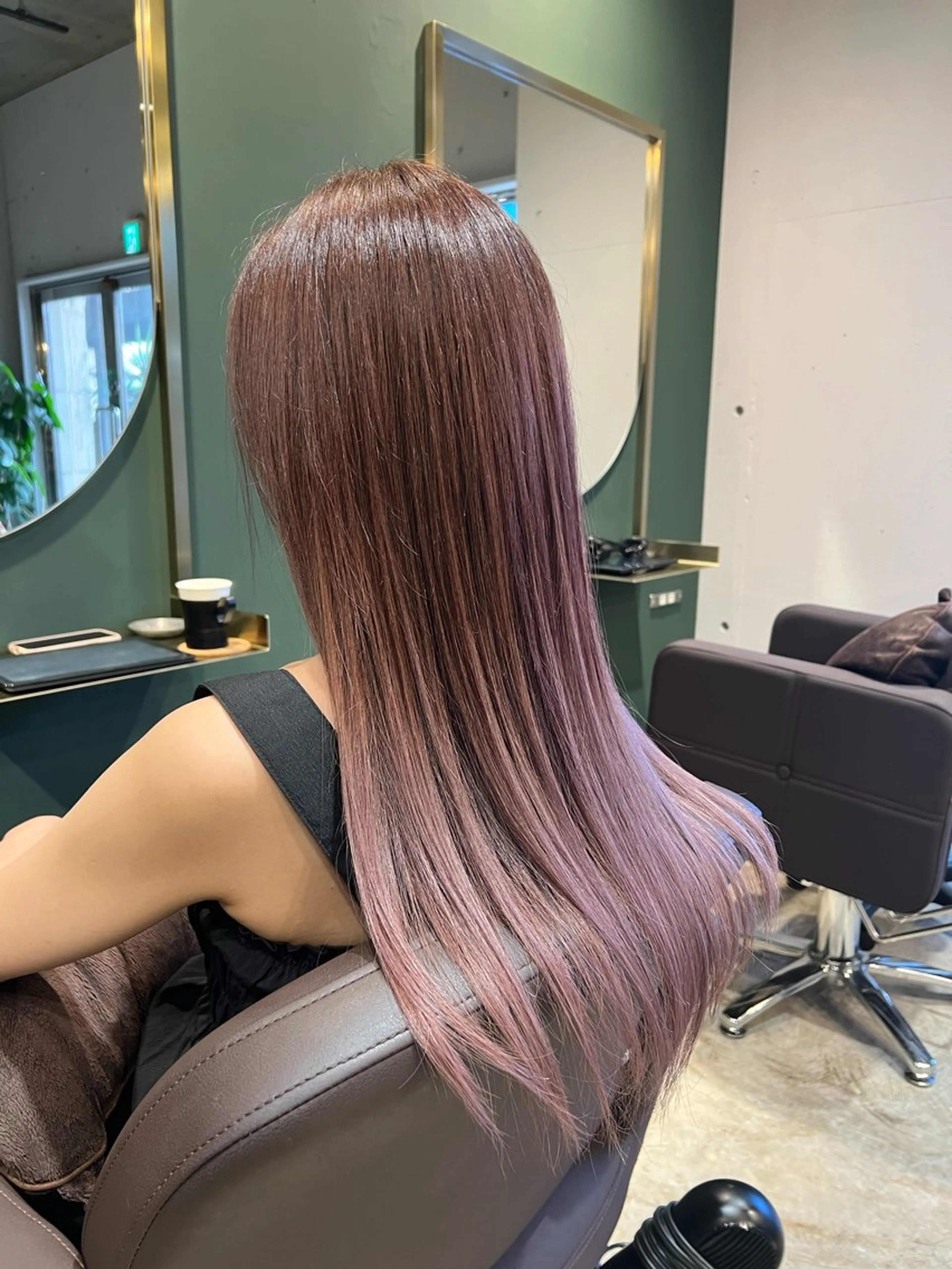 ロング カラー グラデーションカラー カラースペシャリスト しょう🧑🏼‍🎨のヘアスタイル