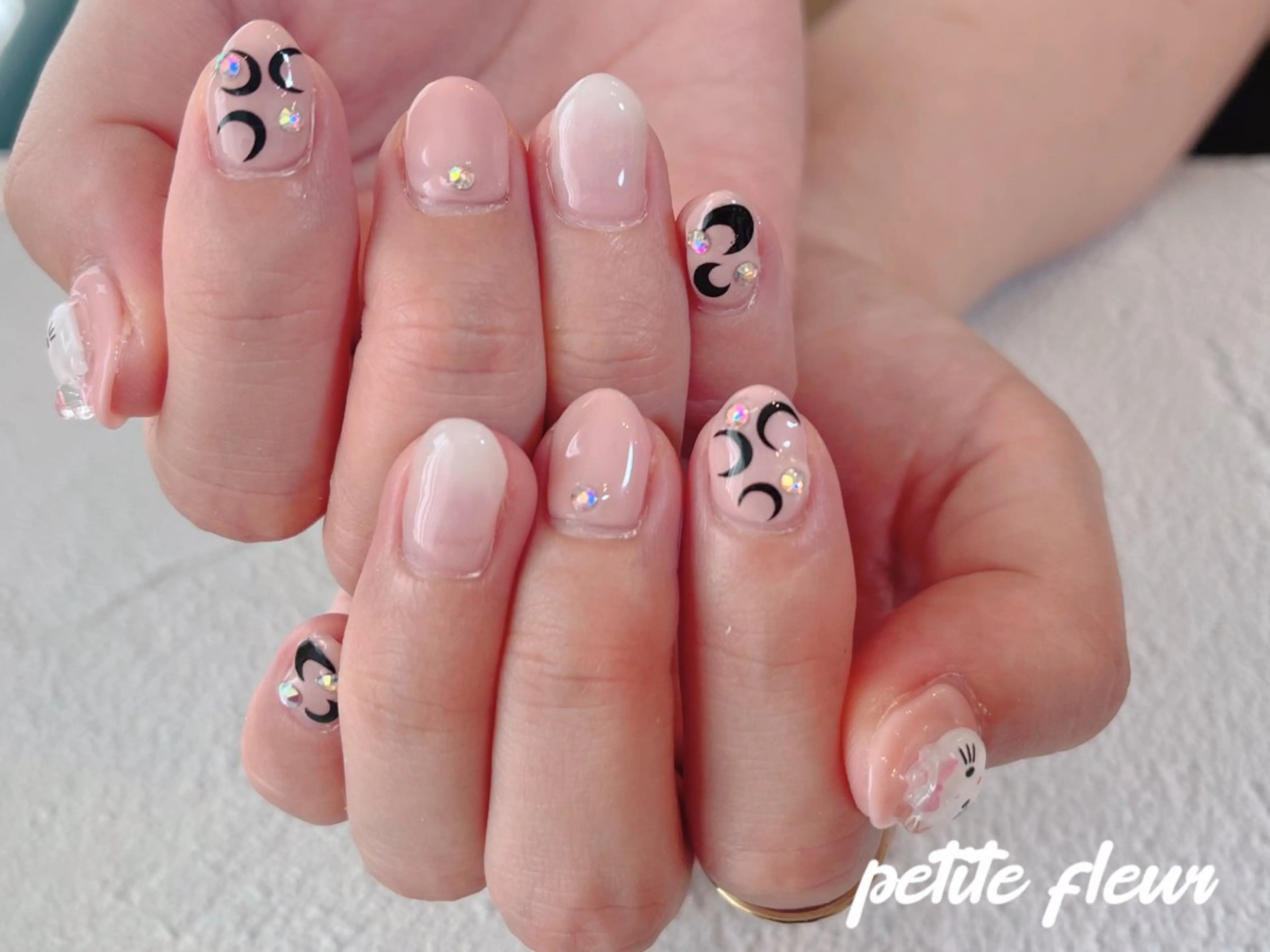 ネイル ハンドネイル ビューティーサロン プチフルールのネイルデザイン