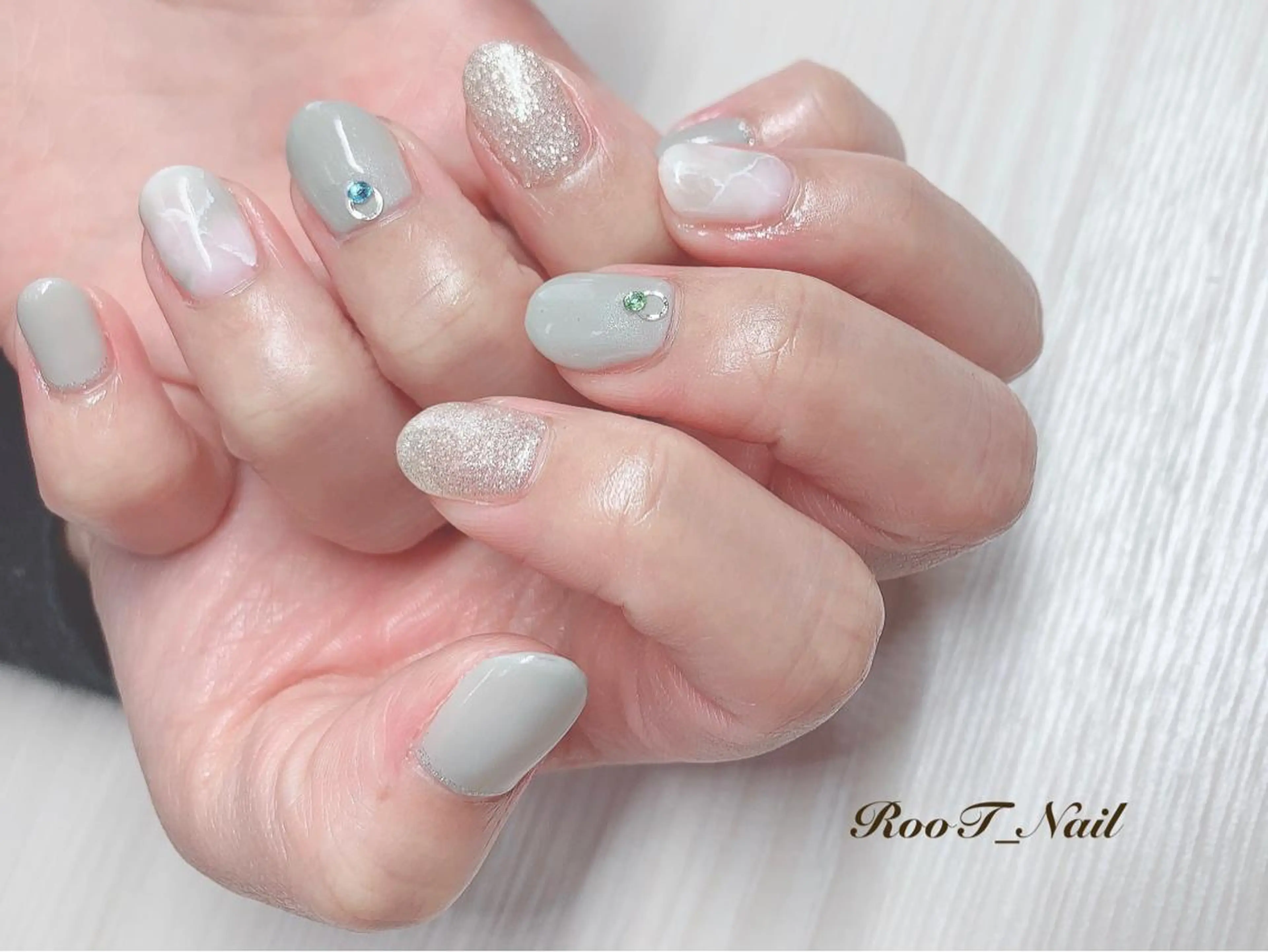 メンズ ネイル ラメ(グリッター) ニュアンスネイル ハンドネイル RooT Nailのネイルデザイン