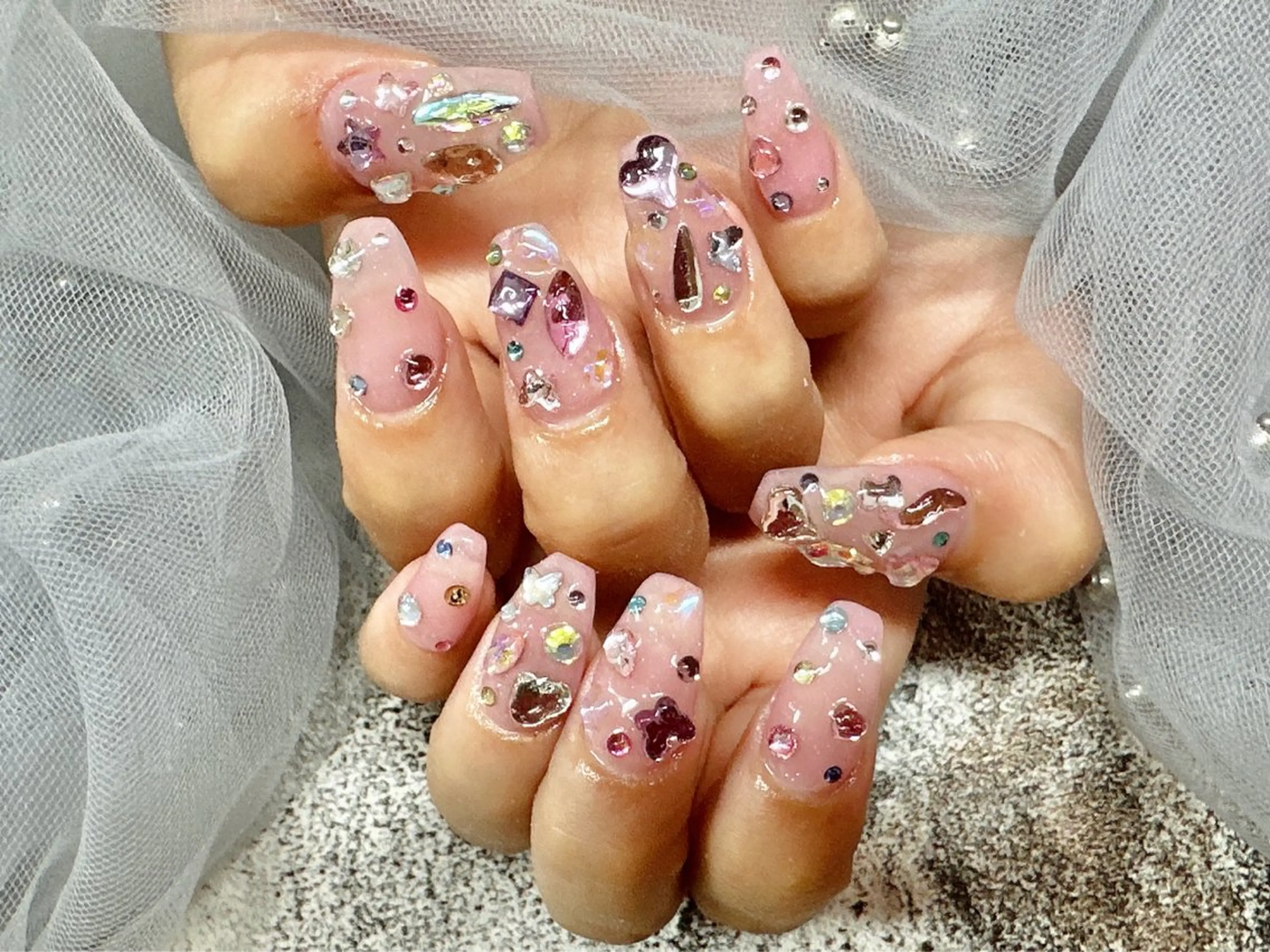 ネイル ラッキースター 大人気店のネイルデザイン