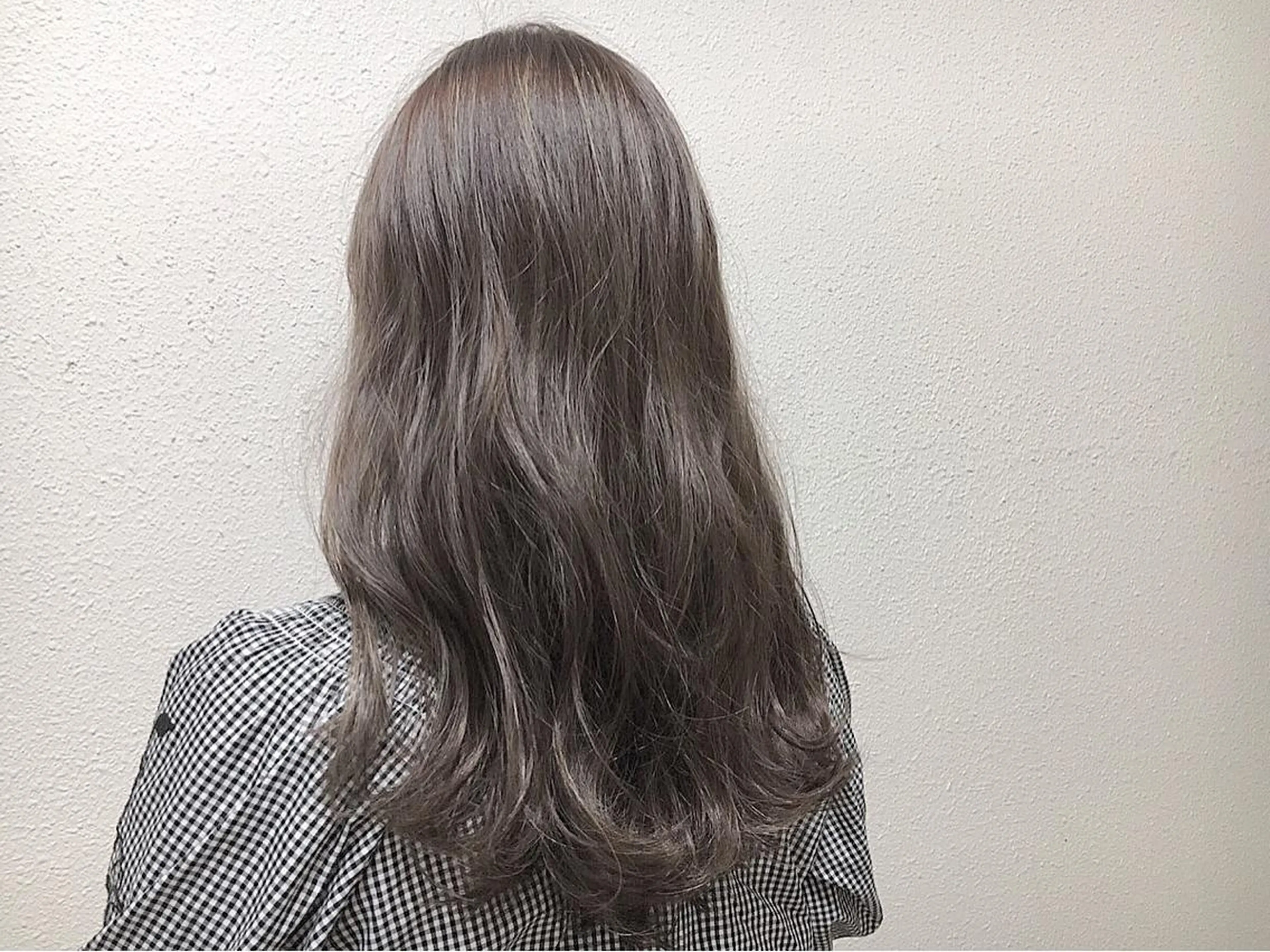 ロング カラー ハイライトカラー ハイライト 半個室女性salon 🩰Natsumiのヘアスタイル