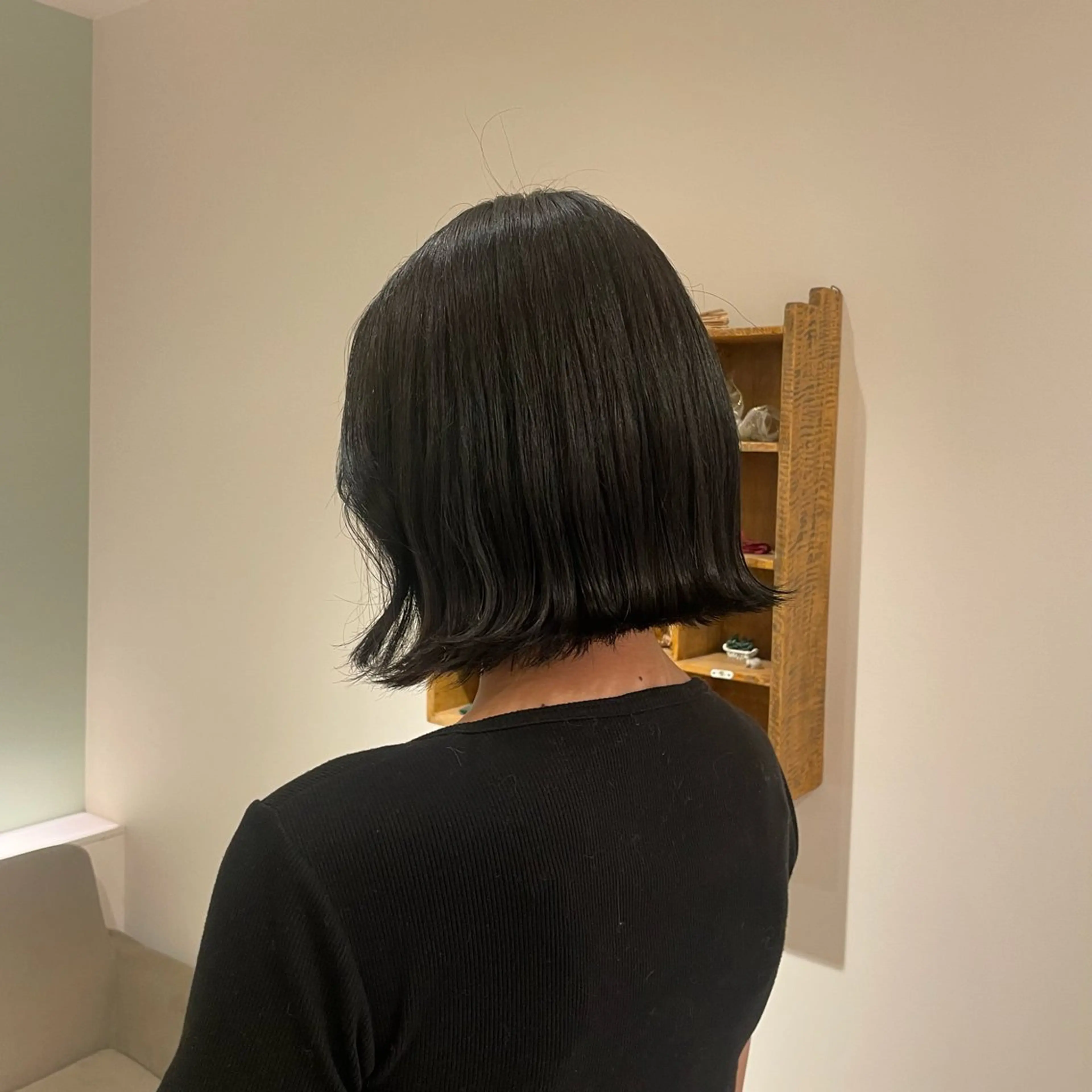 ショート カラー 上村 七海のヘアスタイル