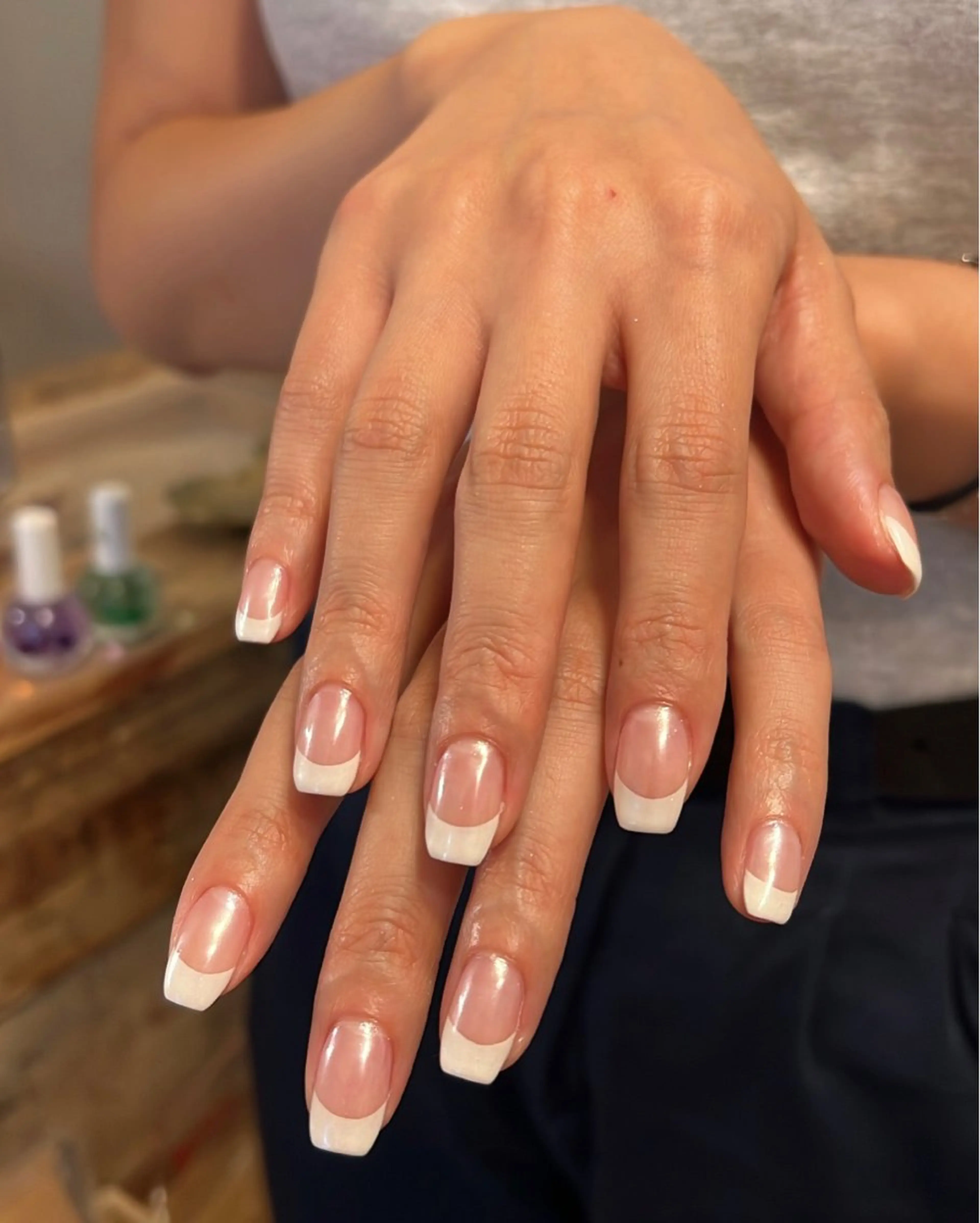 ネイル ミラーネイル ホワイト ハンドネイル フットネイル ハンドケア Nes.Nail所属・Miyagi Asamiのネイルデザイン